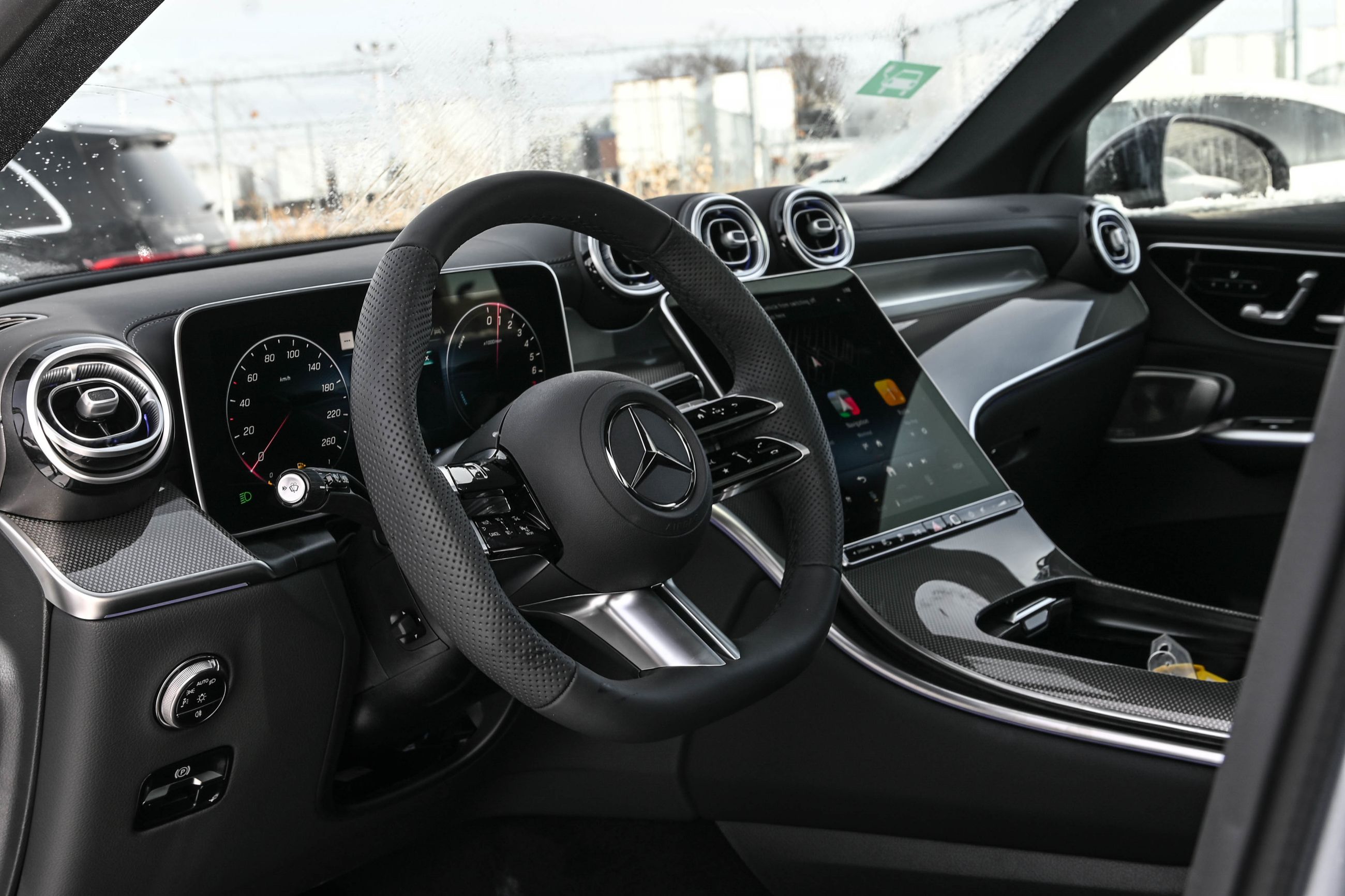 Mercedes-Benz GLC Plug-in Hybrid  2026