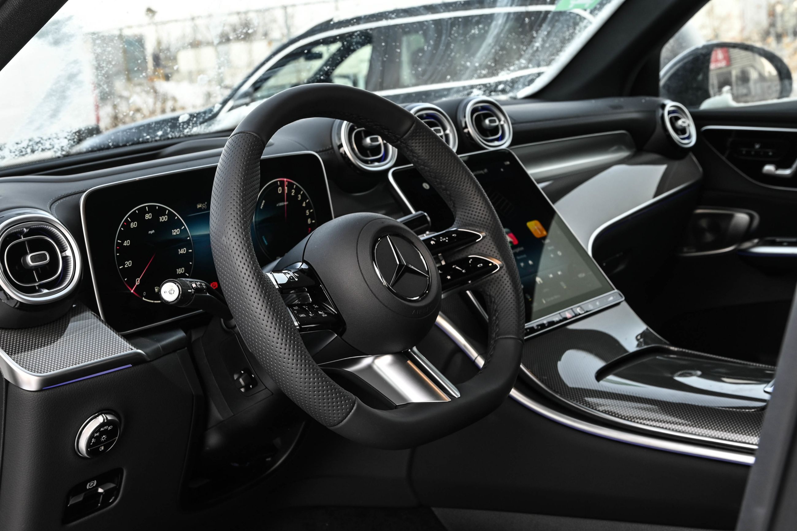 Mercedes-Benz GLC Plug-in Hybrid  2026