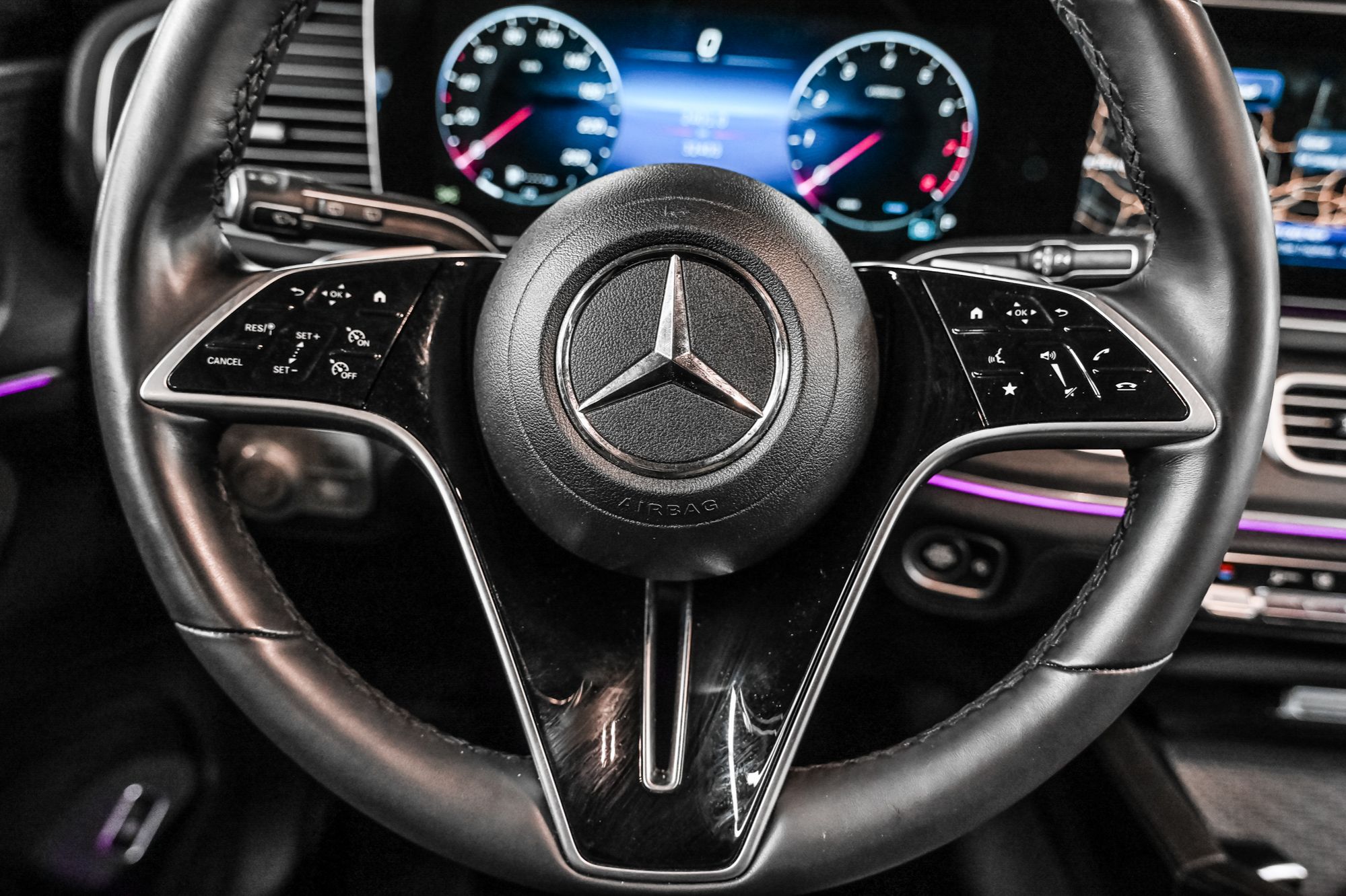 2026 Mercedes-Benz GLC Plug-in Hybrid in Dollard-des-Ormeaux, Quebec