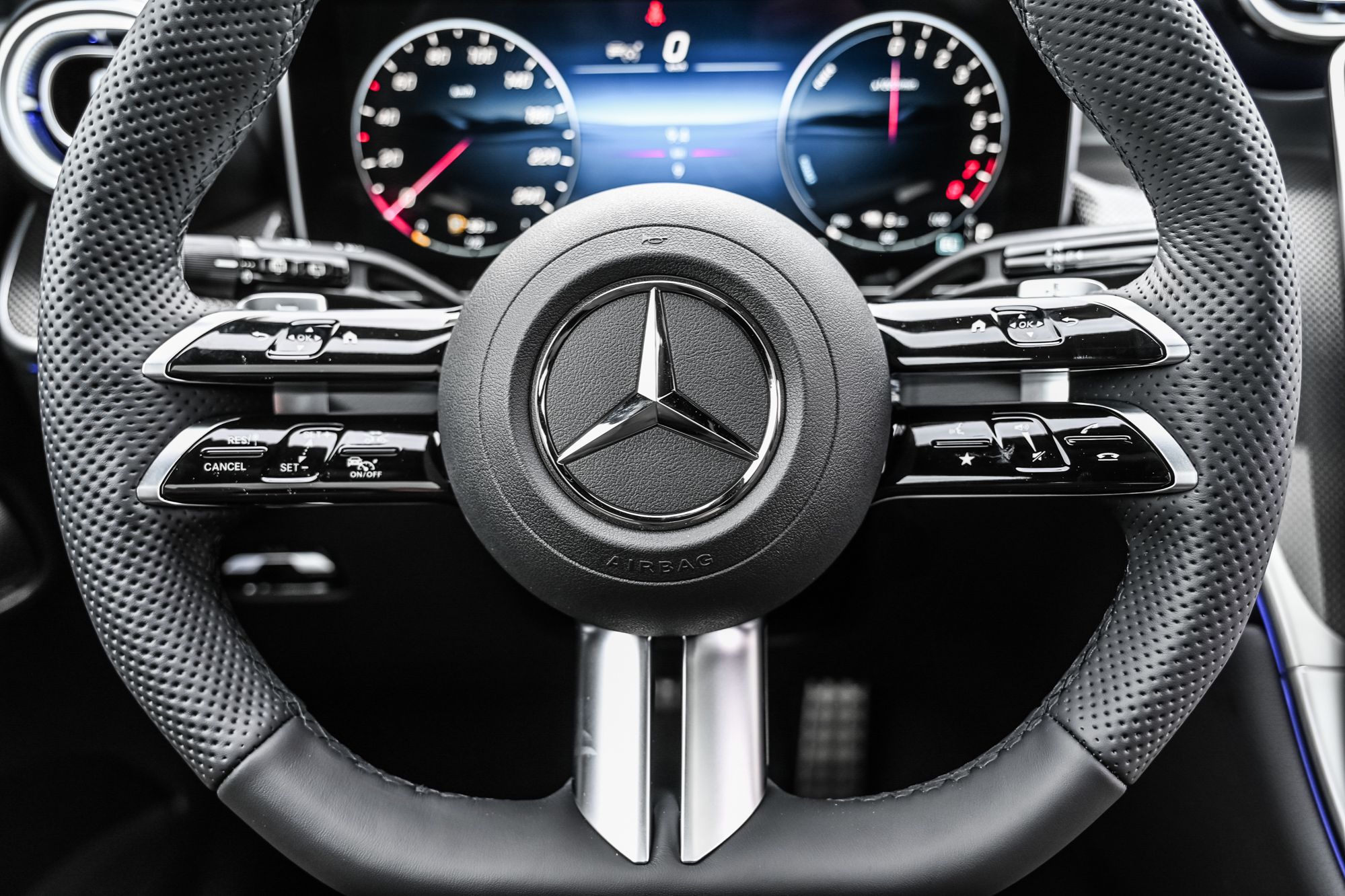 2026 Mercedes-Benz GLC Plug-in Hybrid in Dollard-des-Ormeaux, Quebec