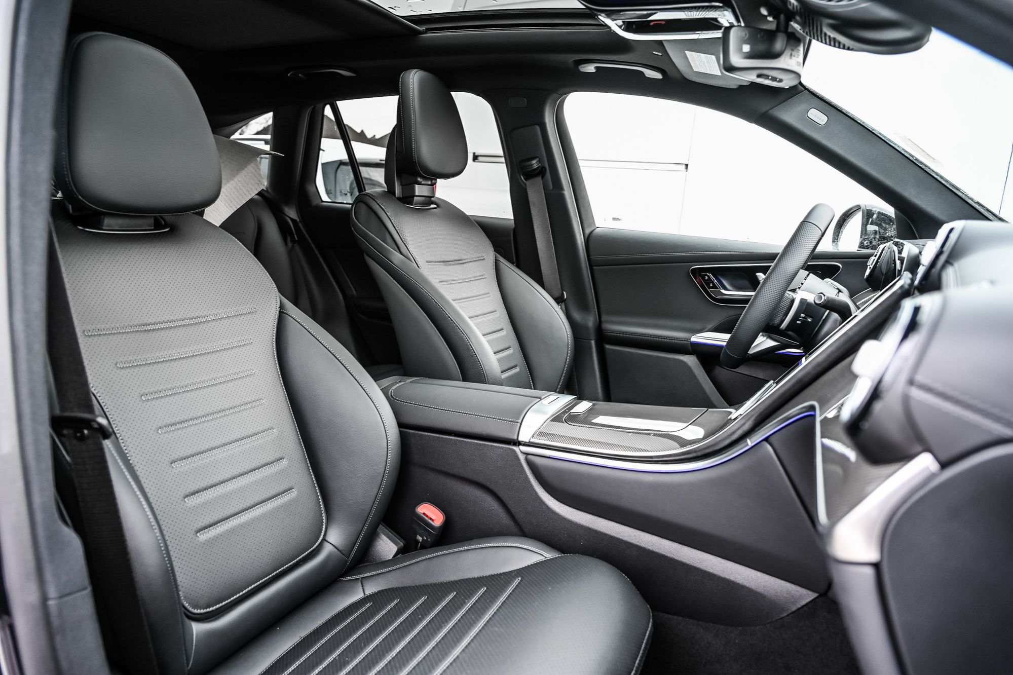 2026 Mercedes-Benz GLC Plug-in Hybrid in Dollard-des-Ormeaux, Quebec