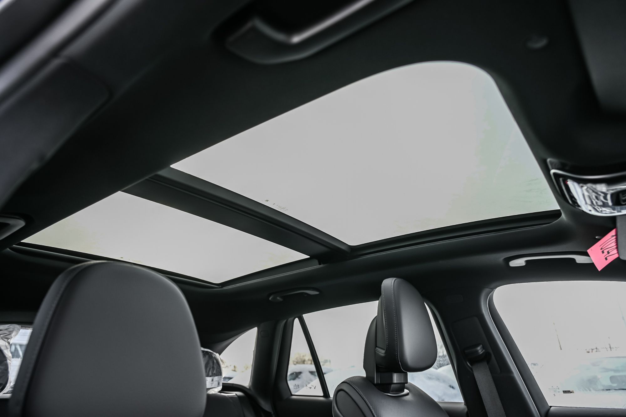 2026 Mercedes-Benz GLC in Dollard-des-Ormeaux, Quebec