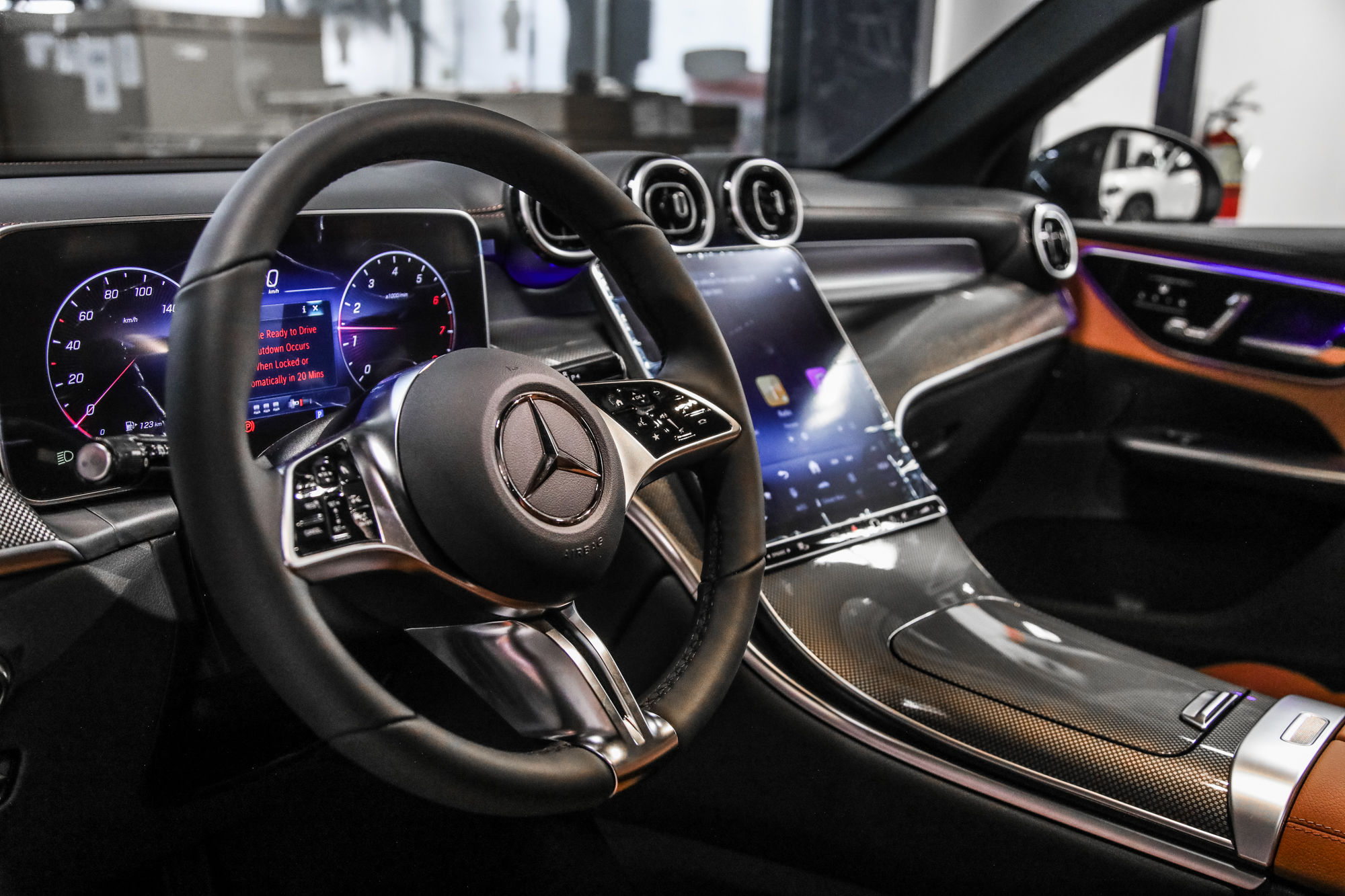 2024 Mercedes-Benz GLC in Dollard-des-Ormeaux, Quebec