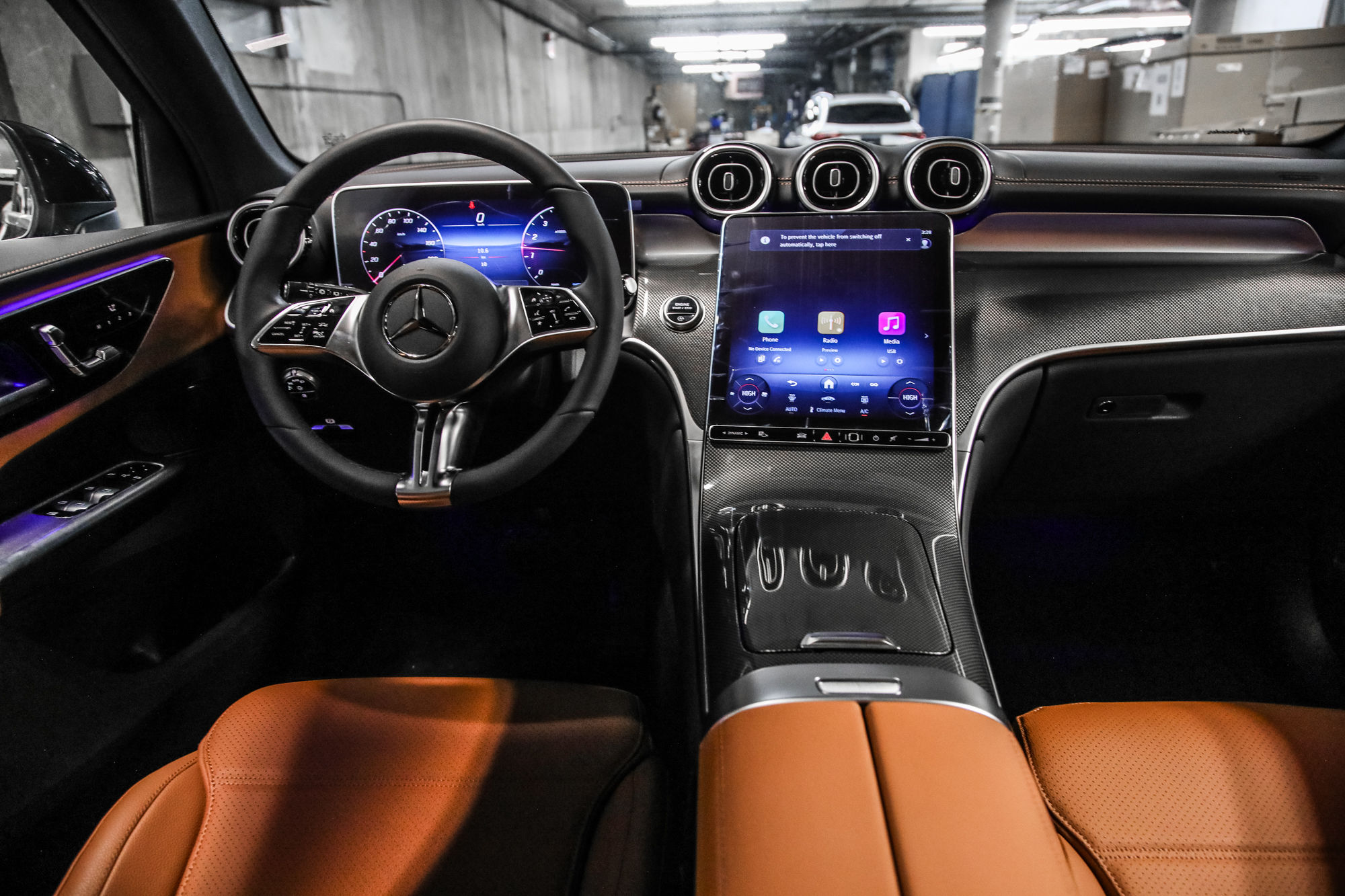 2024 Mercedes-Benz GLC in Dollard-des-Ormeaux, Quebec