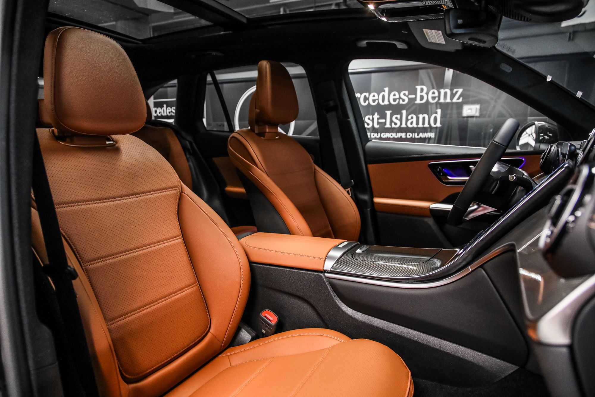 2024 Mercedes-Benz GLC in Dollard-des-Ormeaux, Quebec