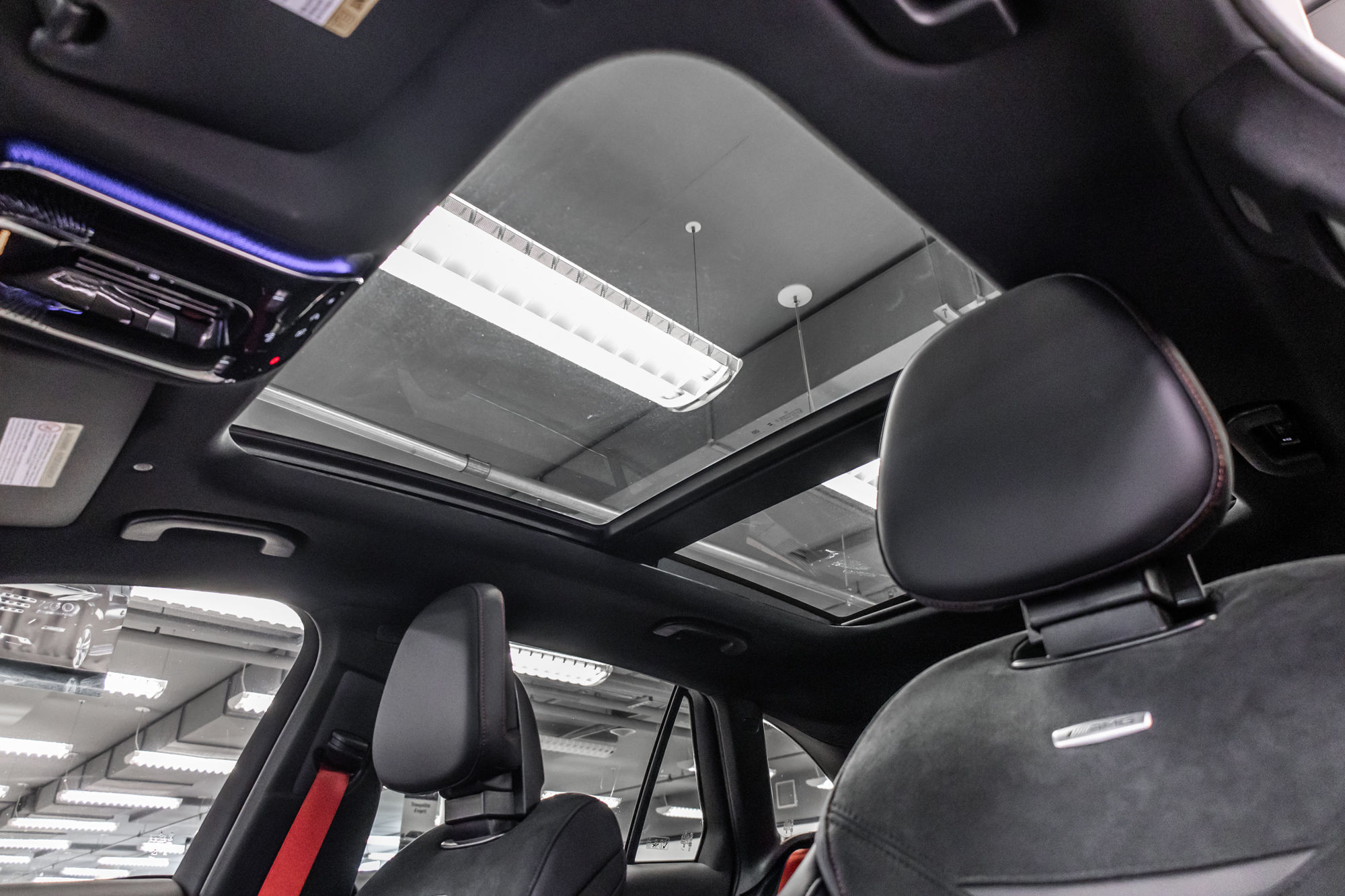 2025 Mercedes-Benz GLC in Dollard-des-Ormeaux, Quebec