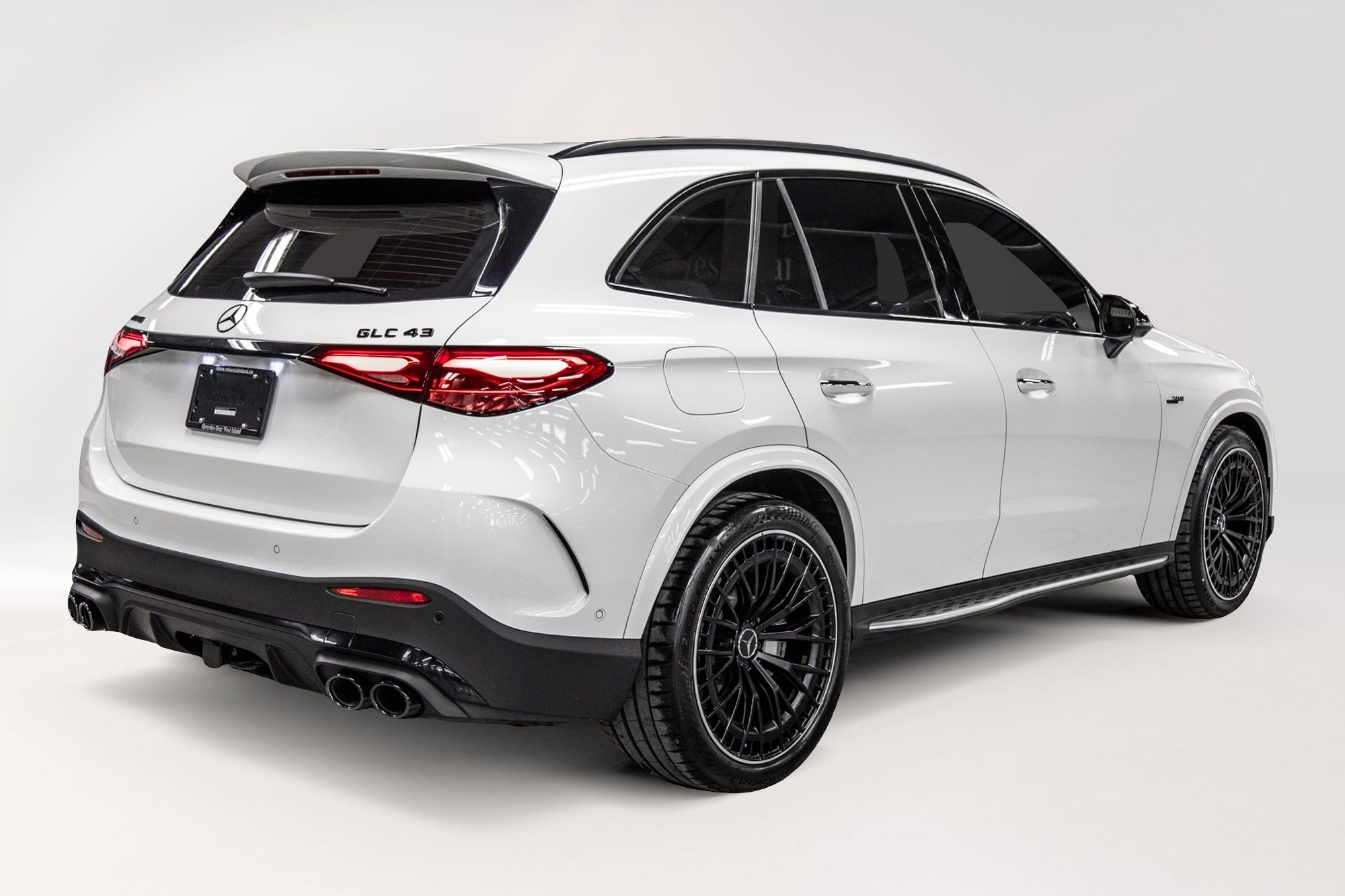 2025 Mercedes-Benz GLC in Dollard-des-Ormeaux, Quebec
