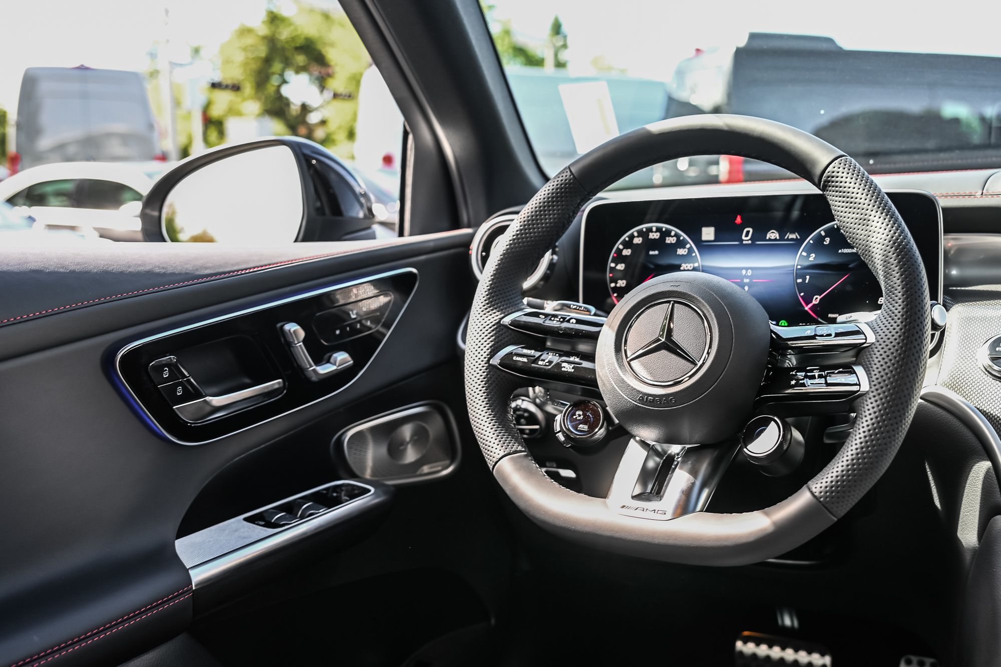 2026 Mercedes-Benz GLC in Dollard-des-Ormeaux, Quebec