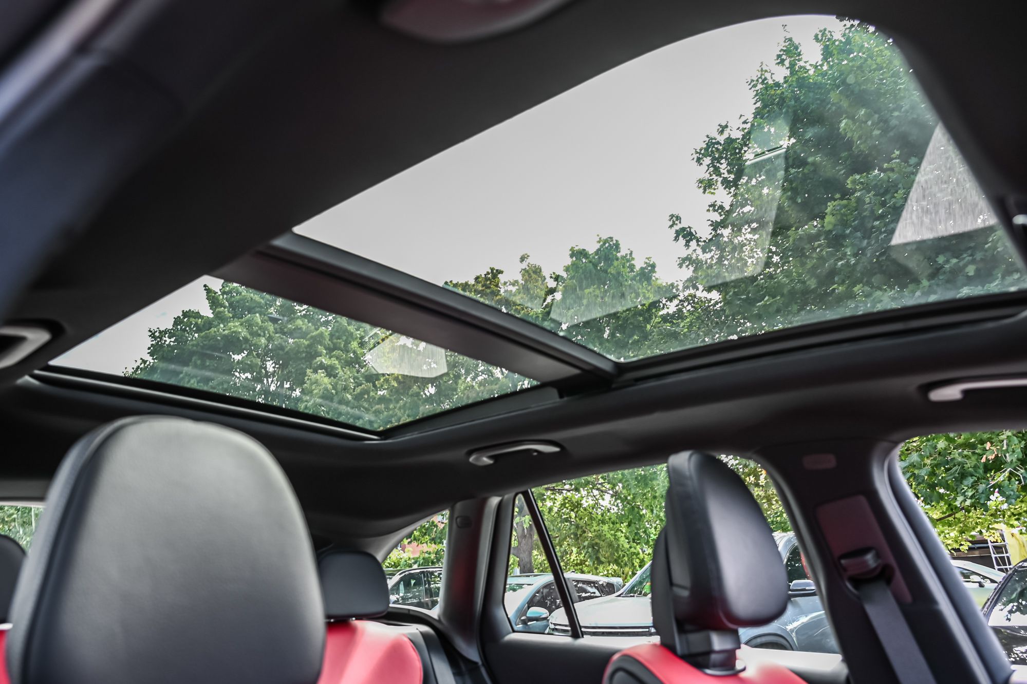 2026 Mercedes-Benz GLC in Dollard-des-Ormeaux, Quebec
