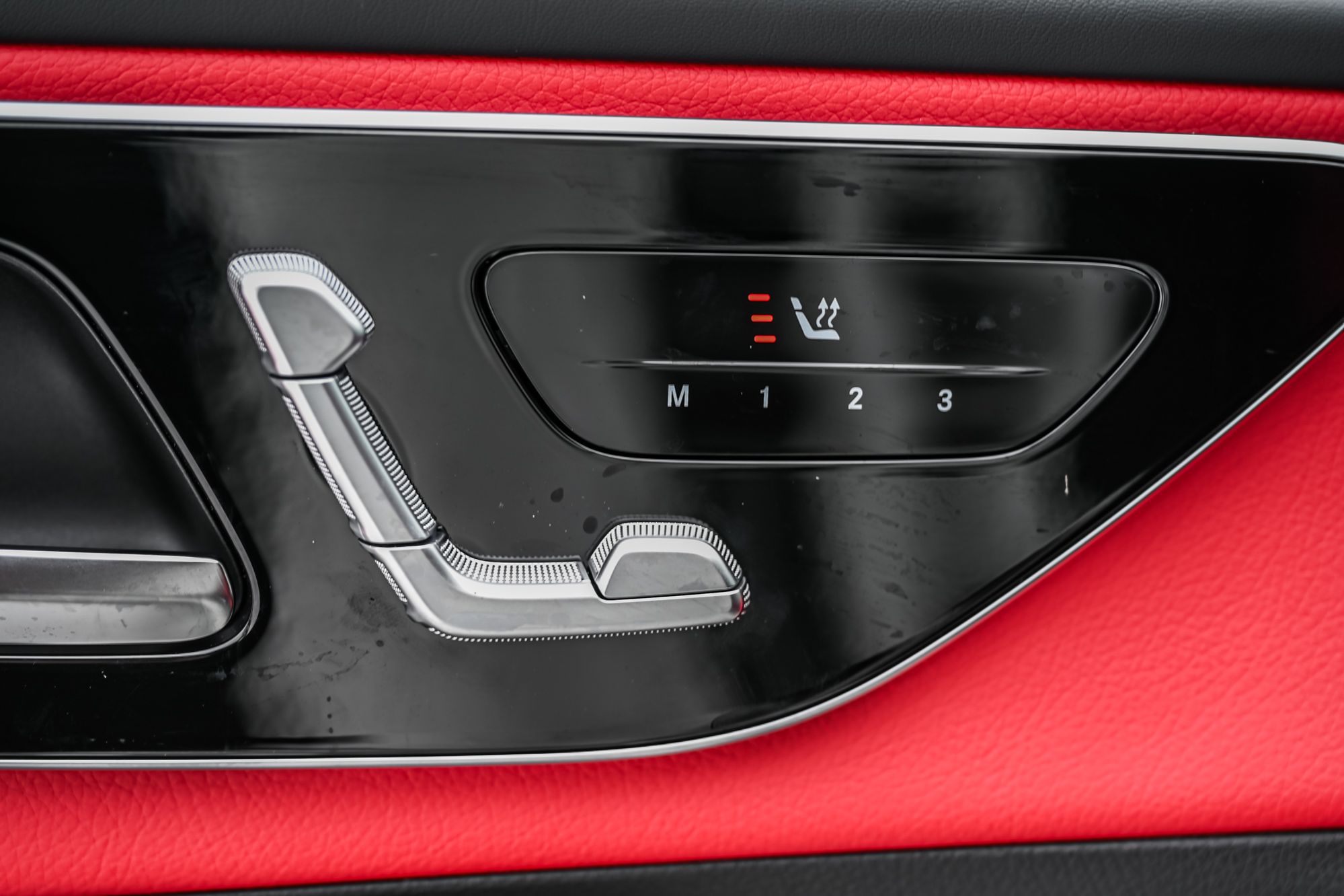 Mercedes-Benz GLC  2026 à Dollard-des-Ormeaux, Québec