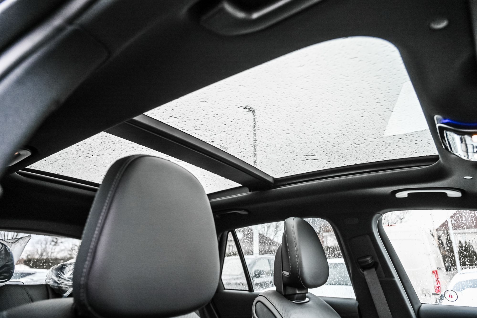 2026 Mercedes-Benz GLC in Dollard-des-Ormeaux, Quebec