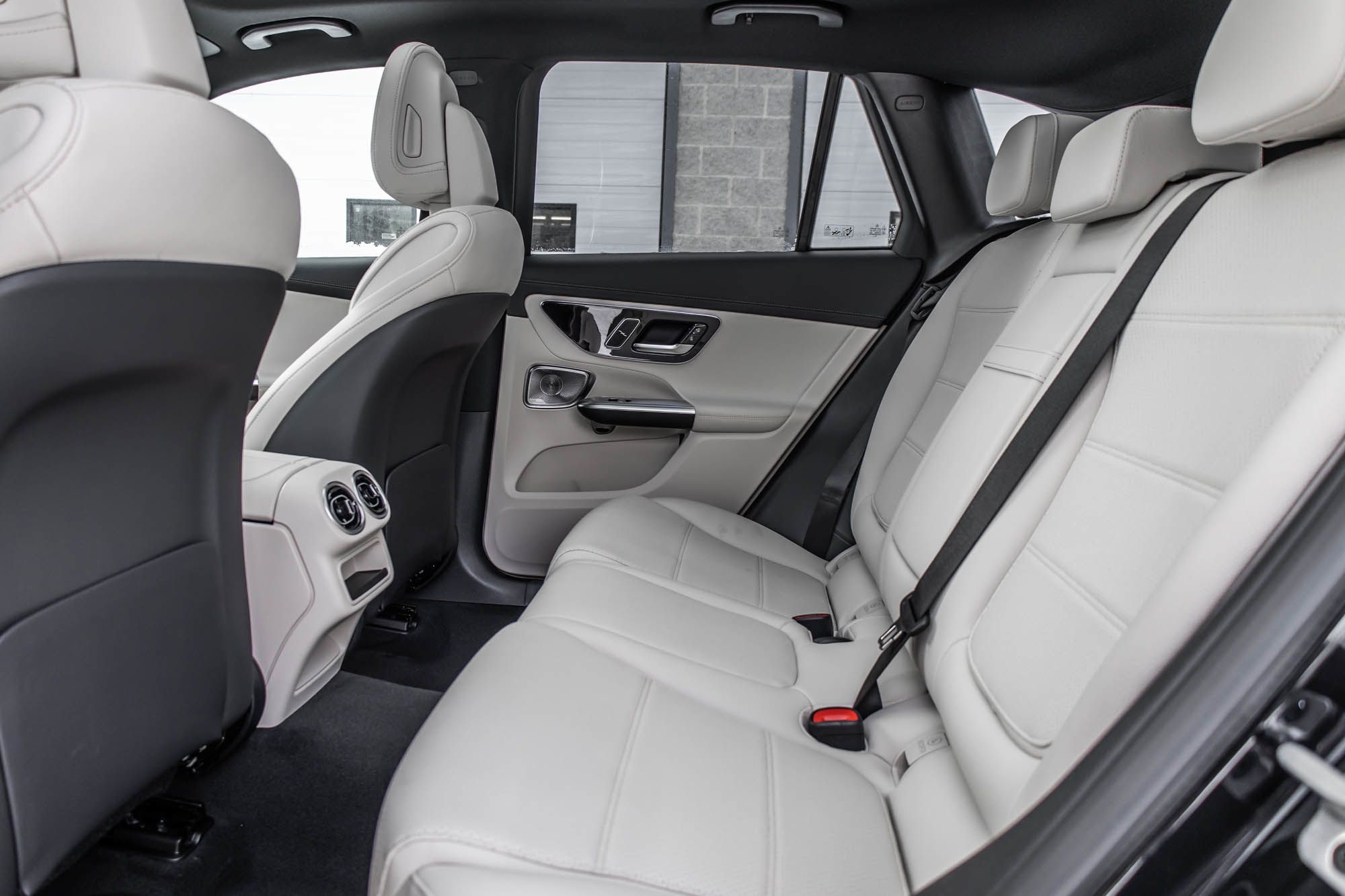 2026 Mercedes-Benz GLC in Dollard-des-Ormeaux, Quebec