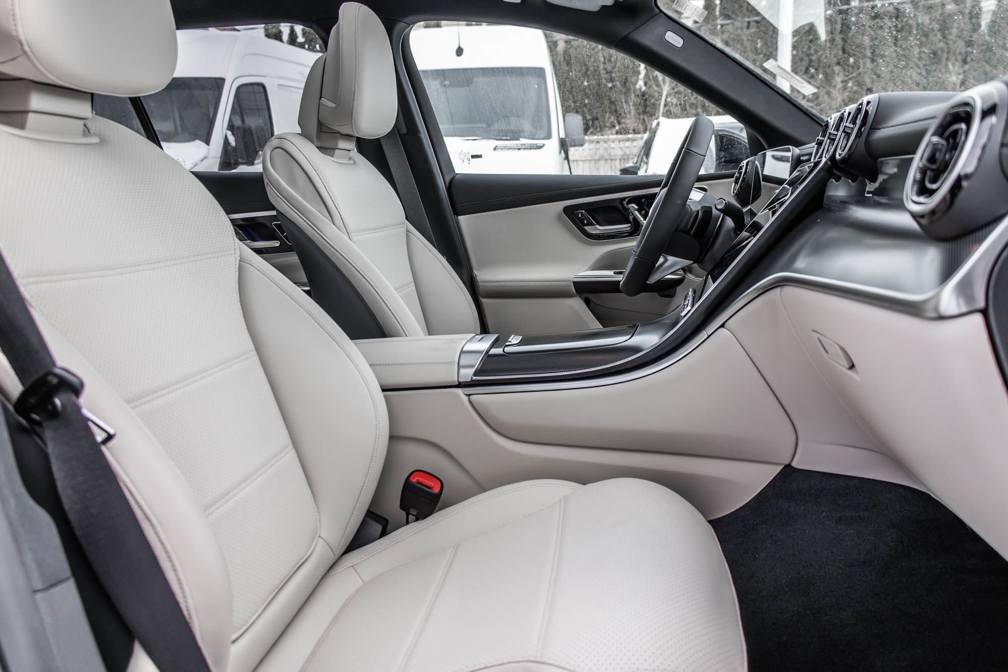 2026 Mercedes-Benz GLC in Dollard-des-Ormeaux, Quebec