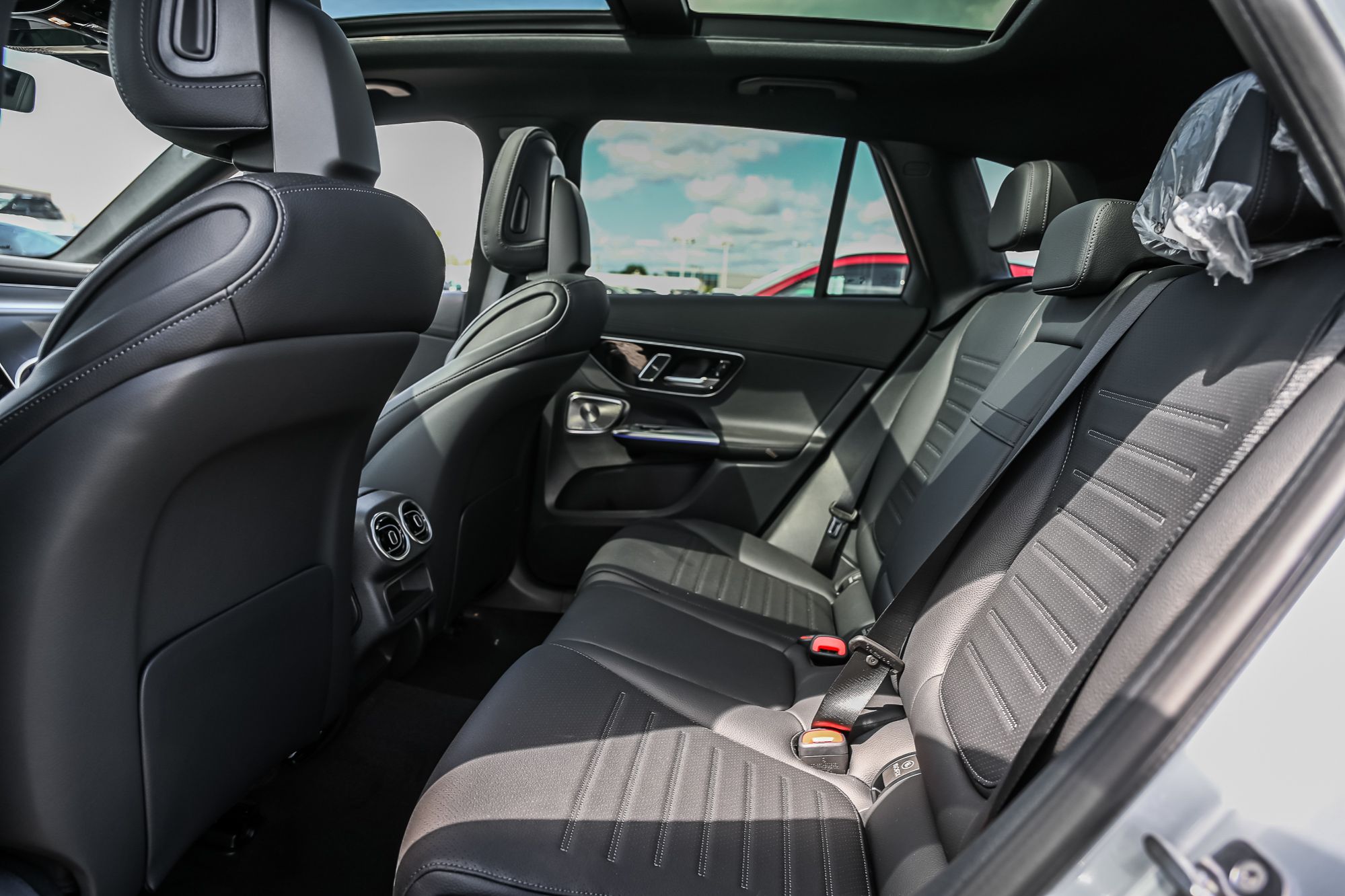 Mercedes-Benz GLC  2026
