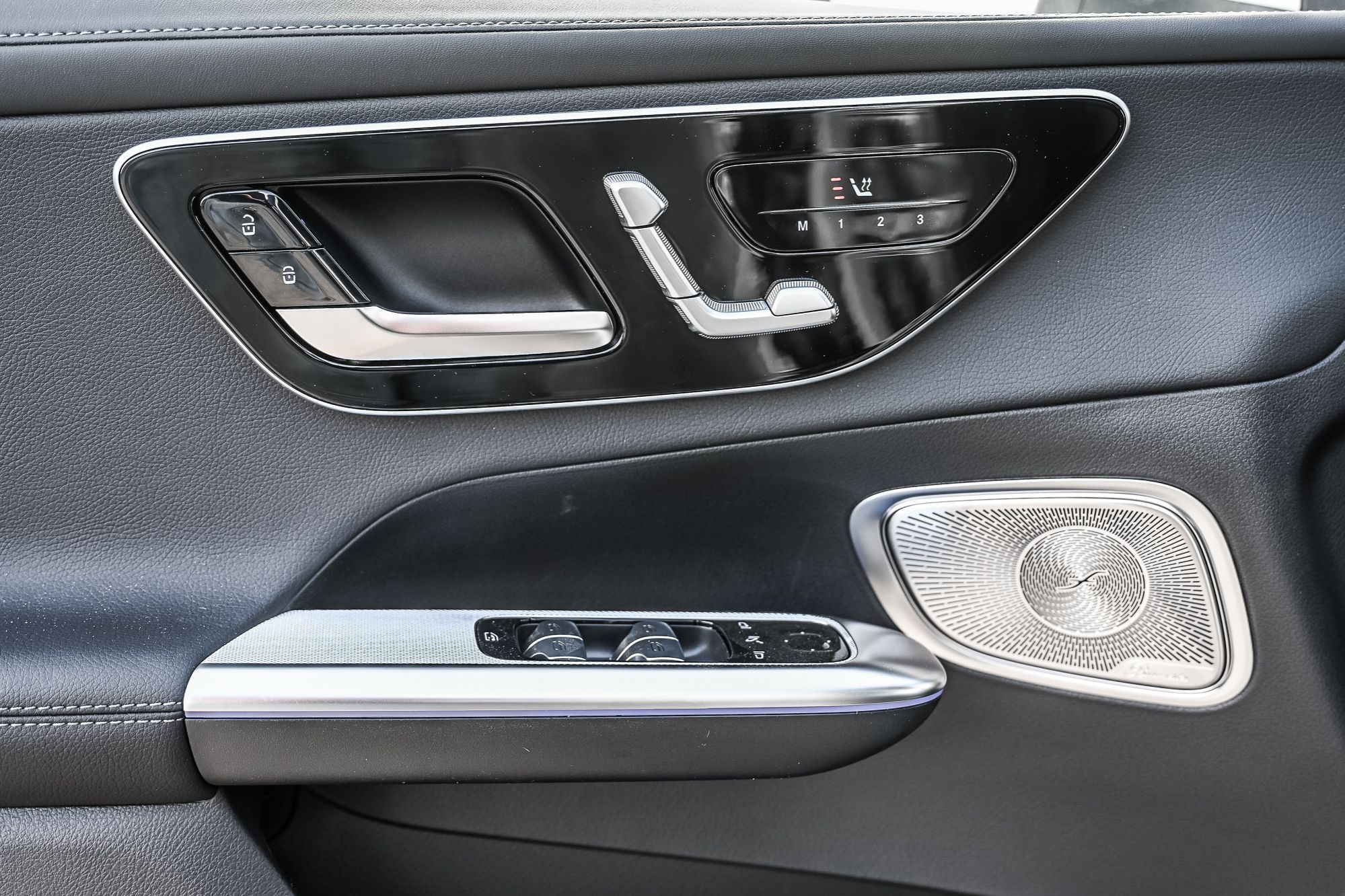 Mercedes-Benz GLC  2026