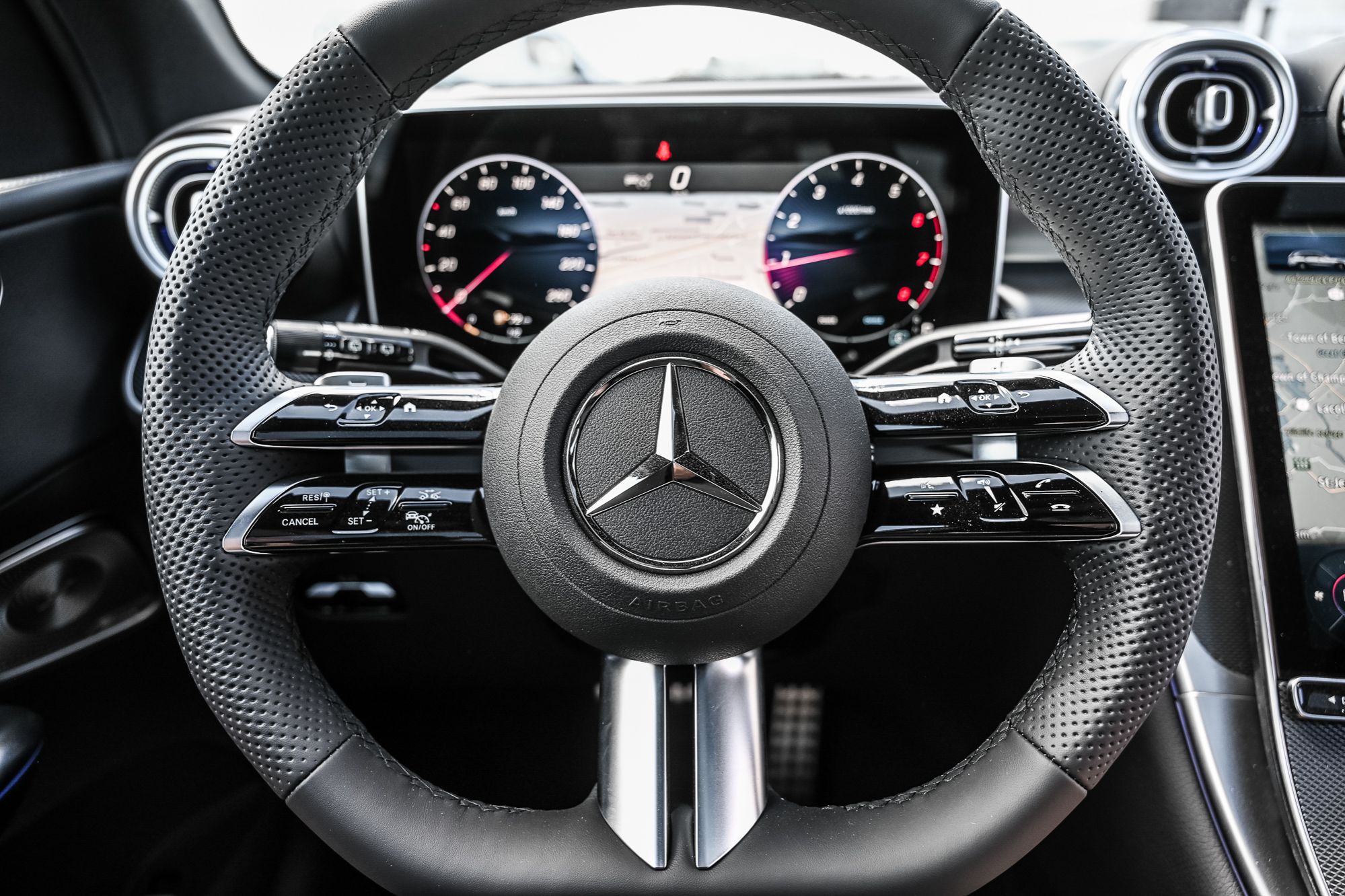Mercedes-Benz GLC  2026