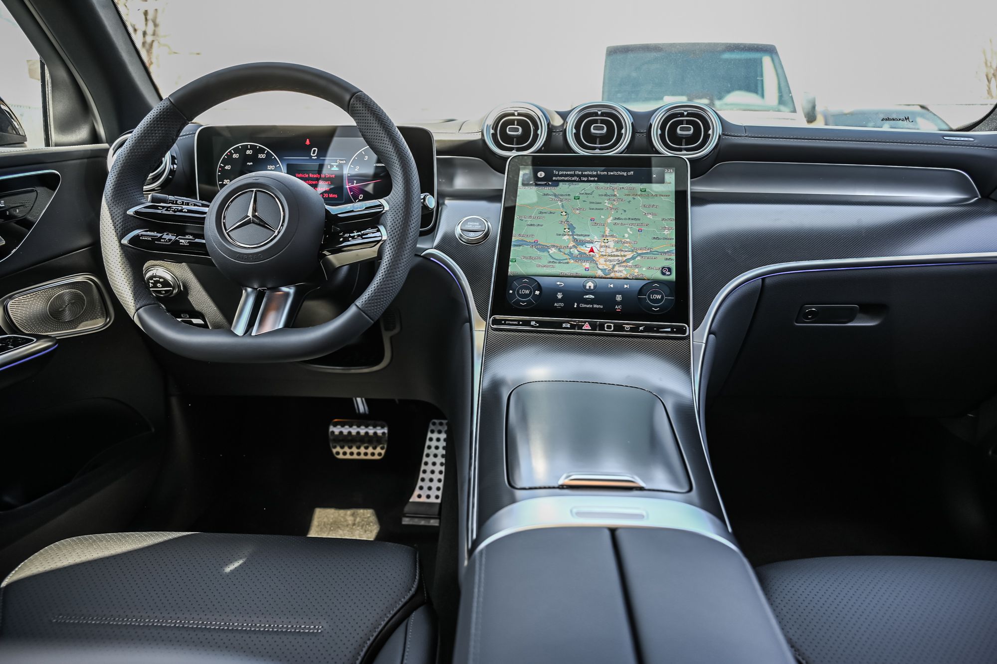 Mercedes-Benz GLC  2026 à Dollard-des-Ormeaux, Québec