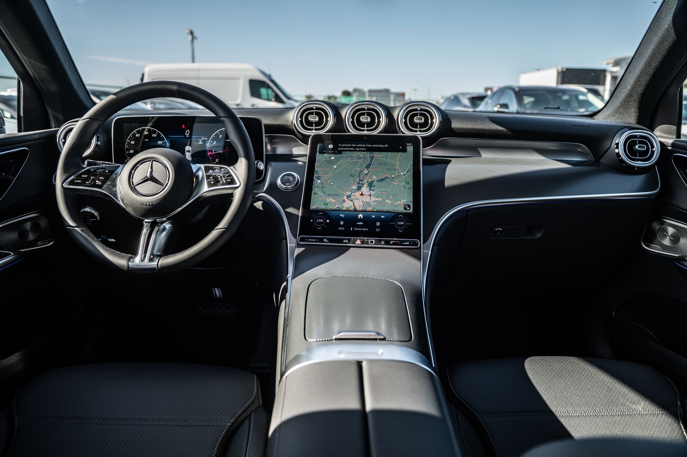Mercedes-Benz GLC  2026 à Dollard-des-Ormeaux, Québec