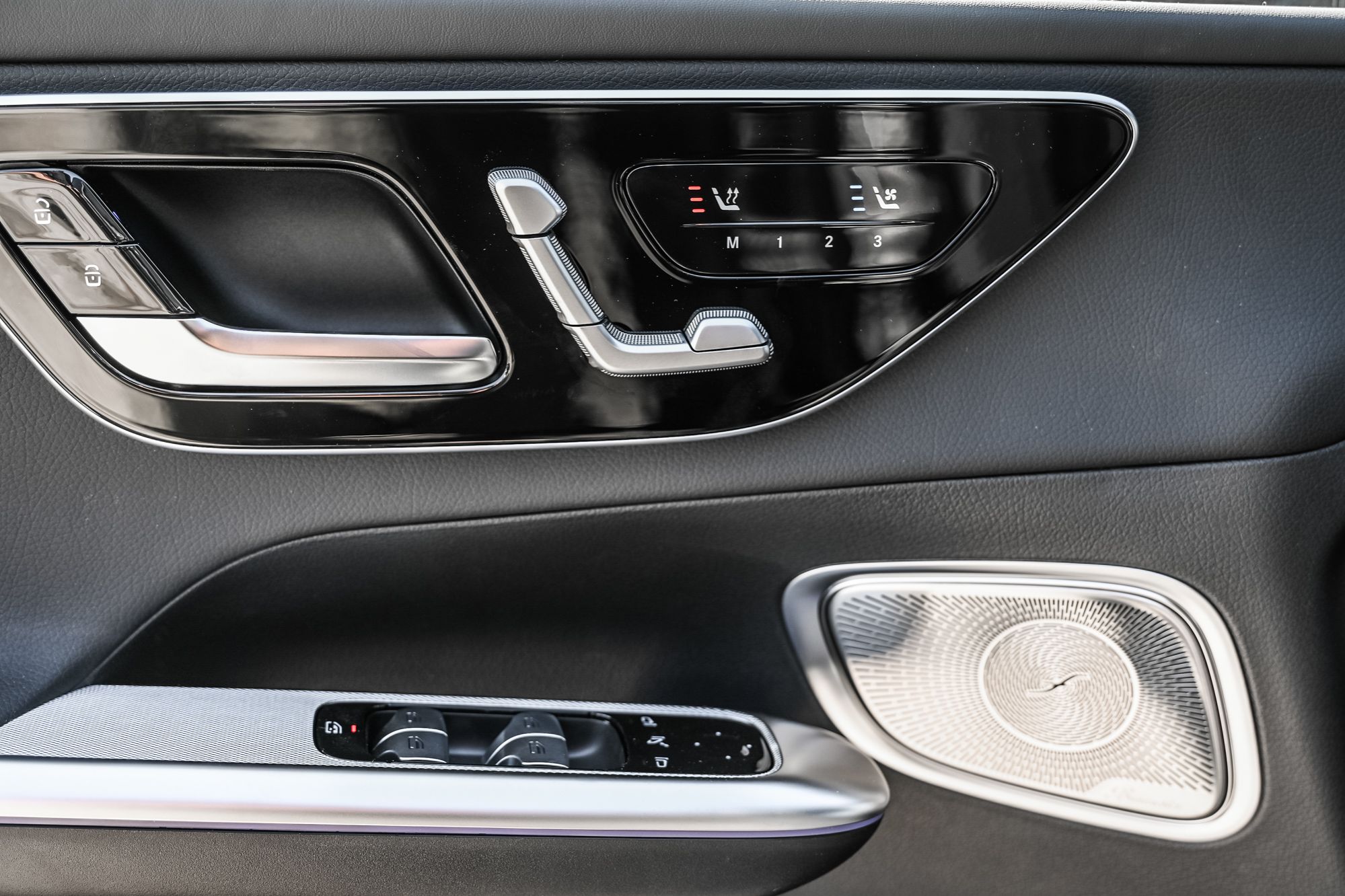 2027 Mercedes-Benz GLC in Dollard-des-Ormeaux, Quebec