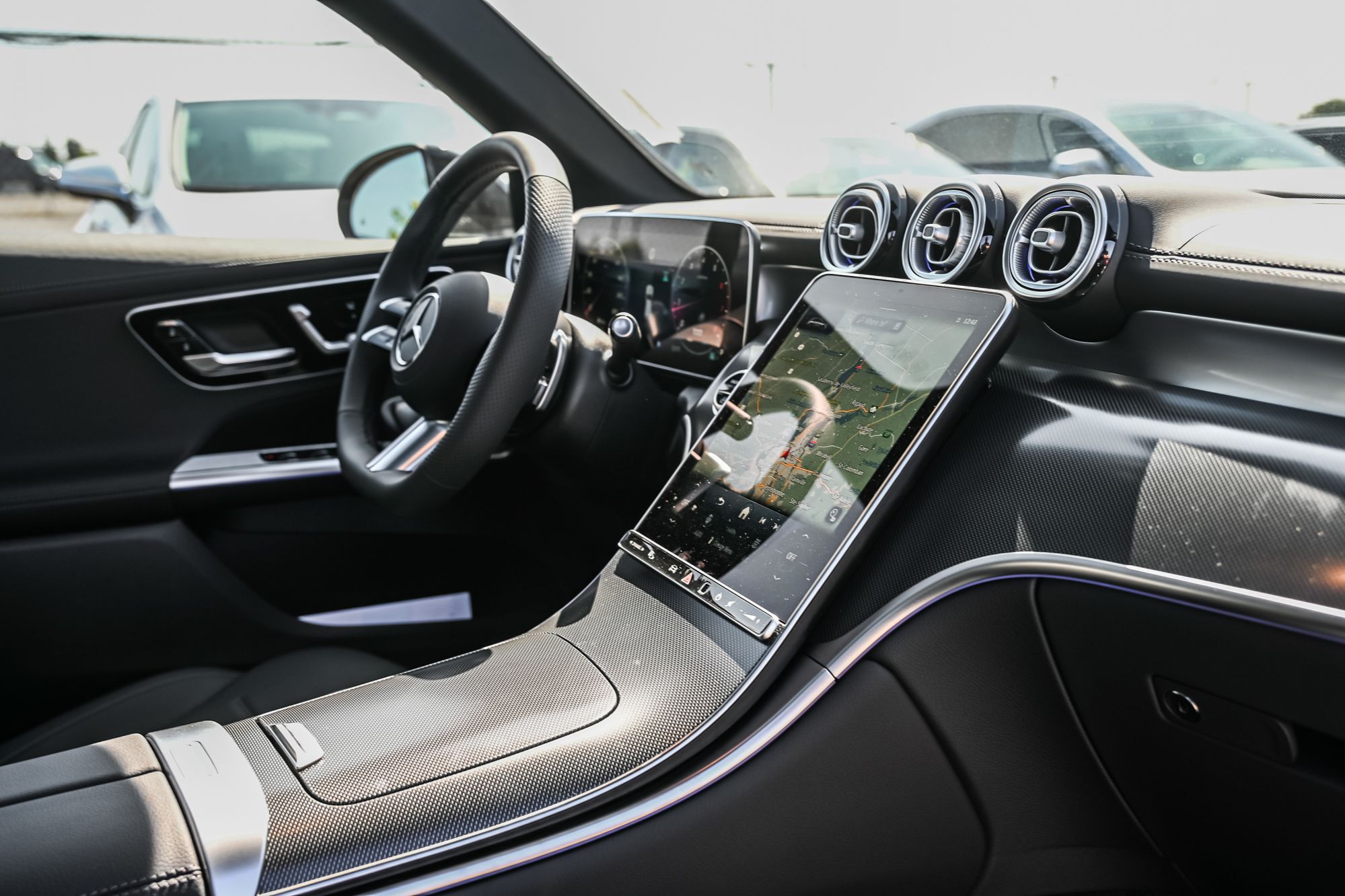 2027 Mercedes-Benz GLC in Dollard-des-Ormeaux, Quebec