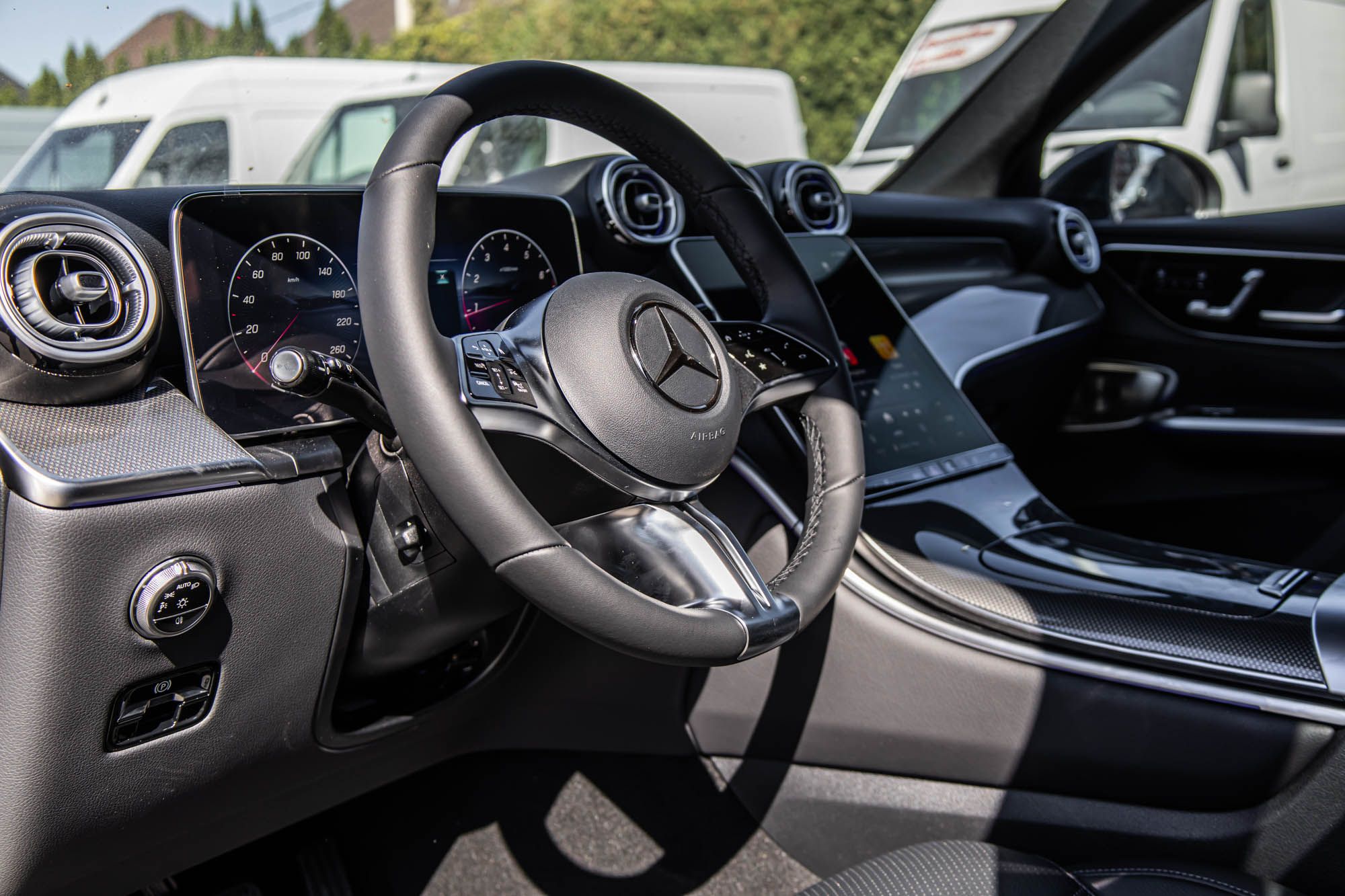2027 Mercedes-Benz GLC in Dollard-des-Ormeaux, Quebec