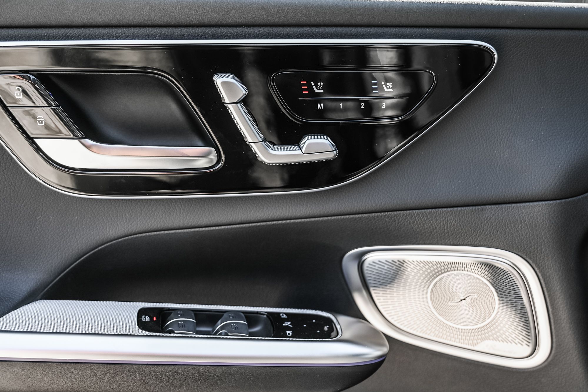 2027 Mercedes-Benz GLC in Dollard-des-Ormeaux, Quebec