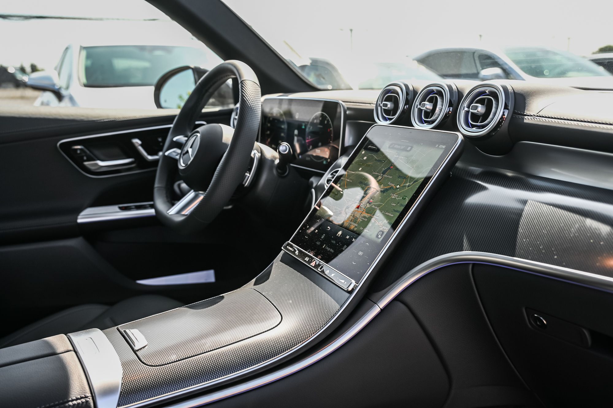 2027 Mercedes-Benz GLC in Dollard-des-Ormeaux, Quebec