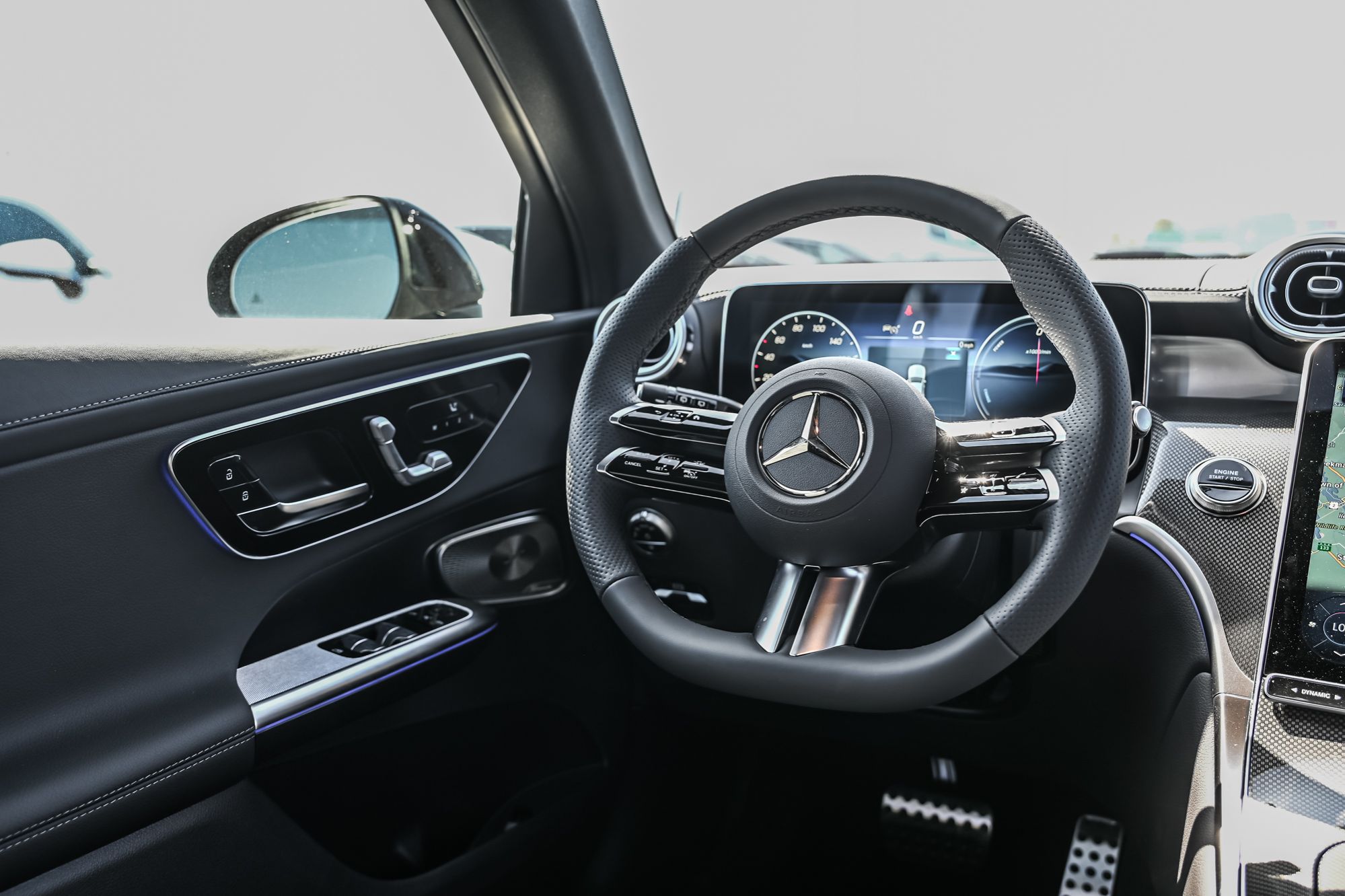 Mercedes-Benz GLC  2027 à Dollard-des-Ormeaux, Québec