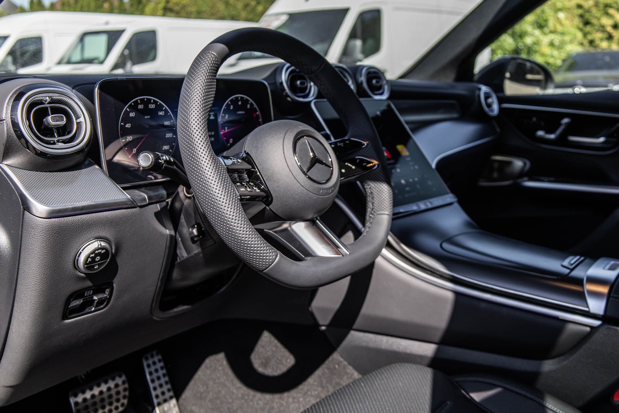 2027 Mercedes-Benz GLC in Dollard-des-Ormeaux, Quebec