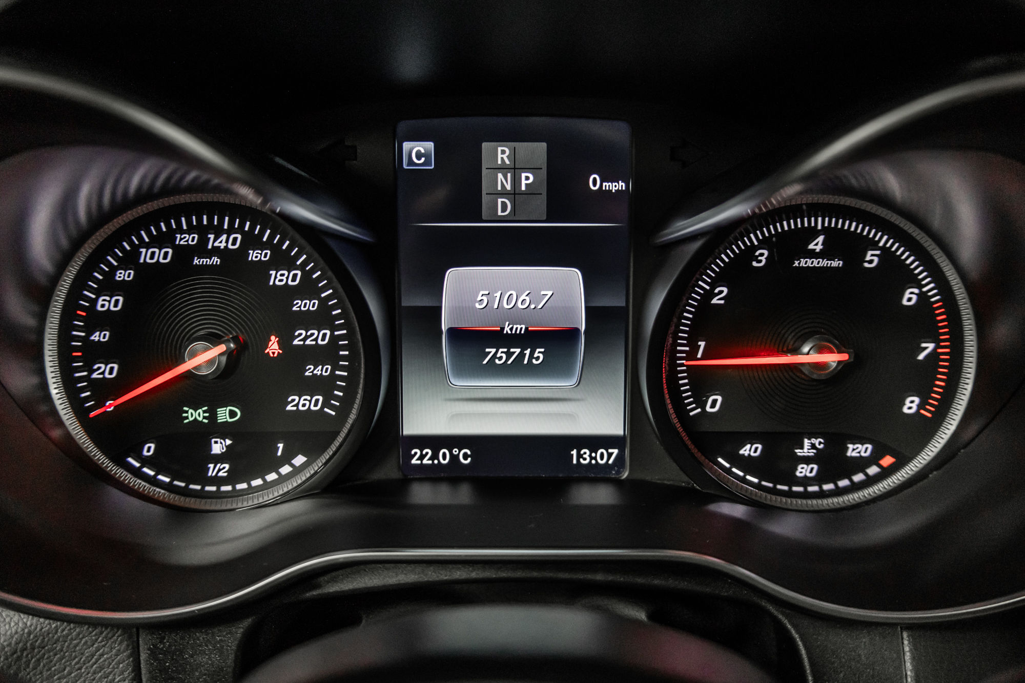 2018 Mercedes-Benz GLC300 in Dollard-des-Ormeaux, Quebec