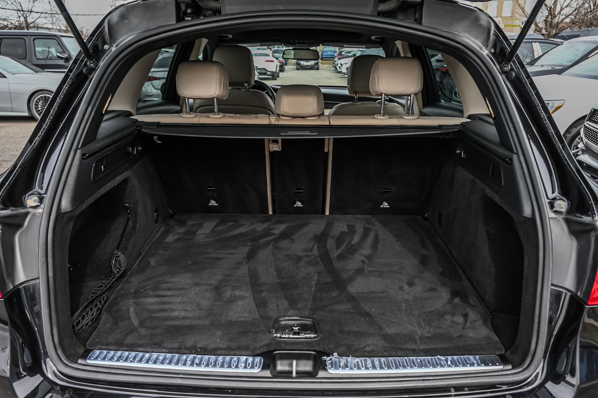 Mercedes-Benz GLC300  2018 à Dollard-des-Ormeaux, Québec