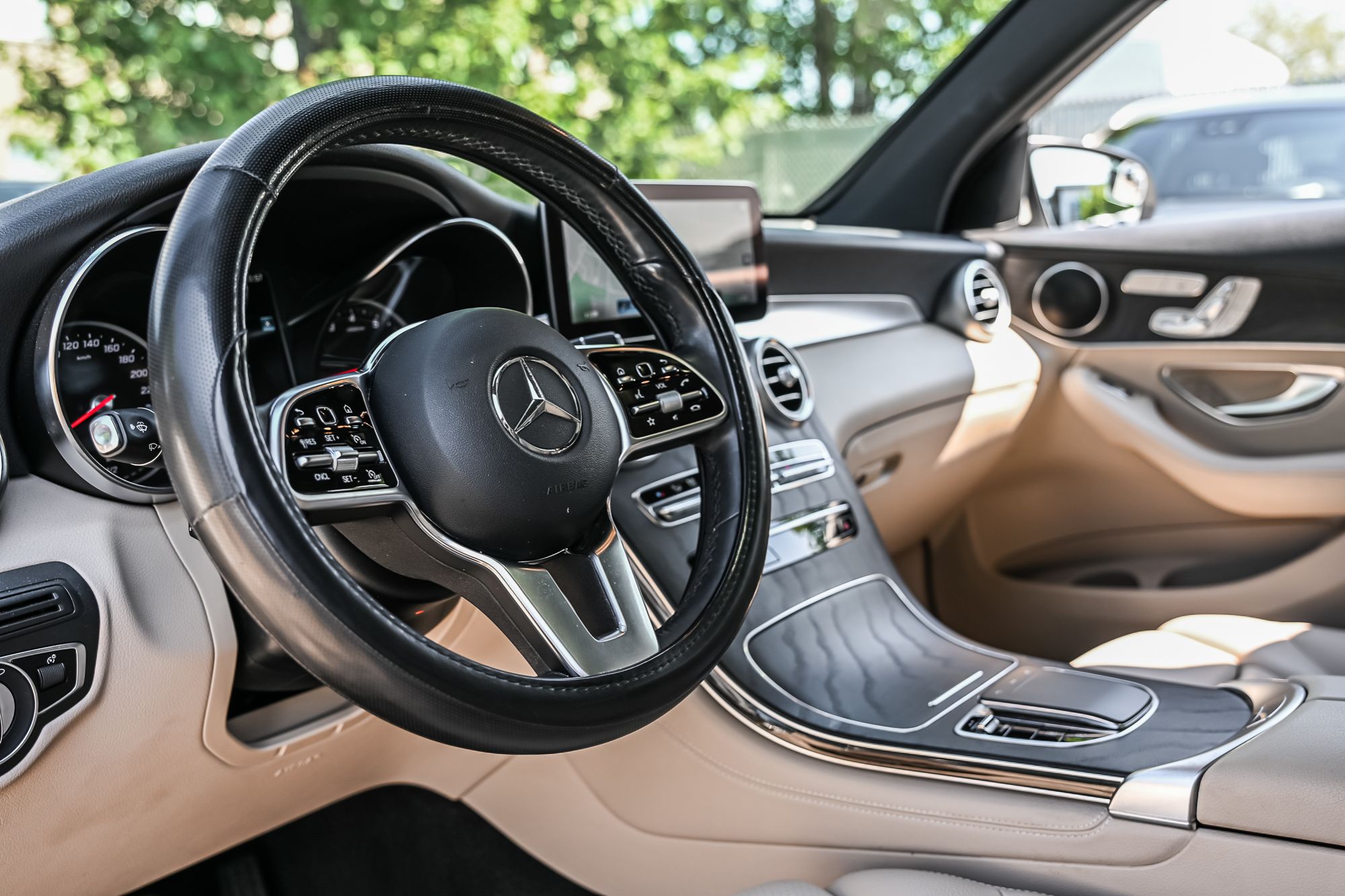 2020 Mercedes-Benz GLC300