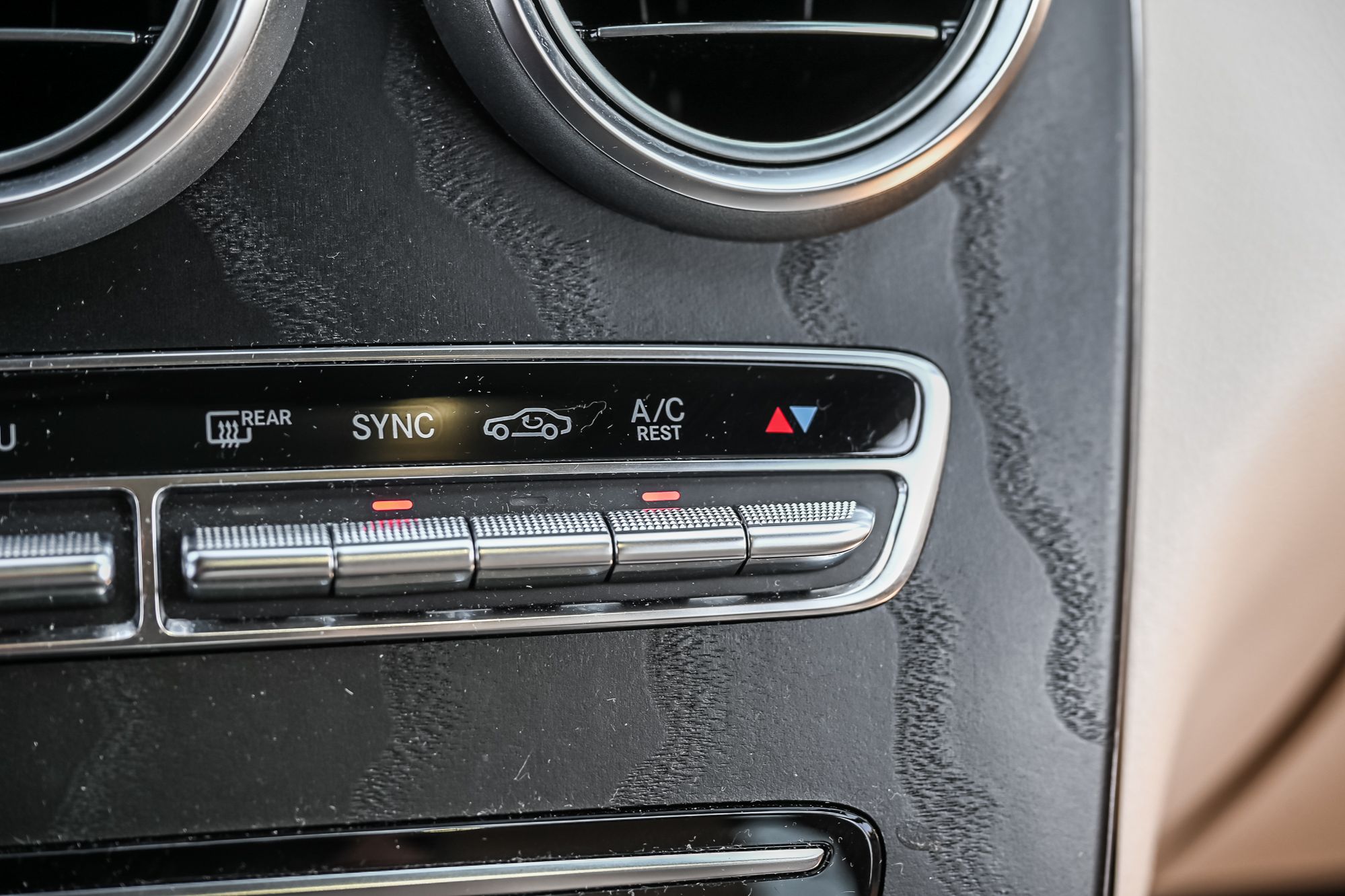2020 Mercedes-Benz GLC300