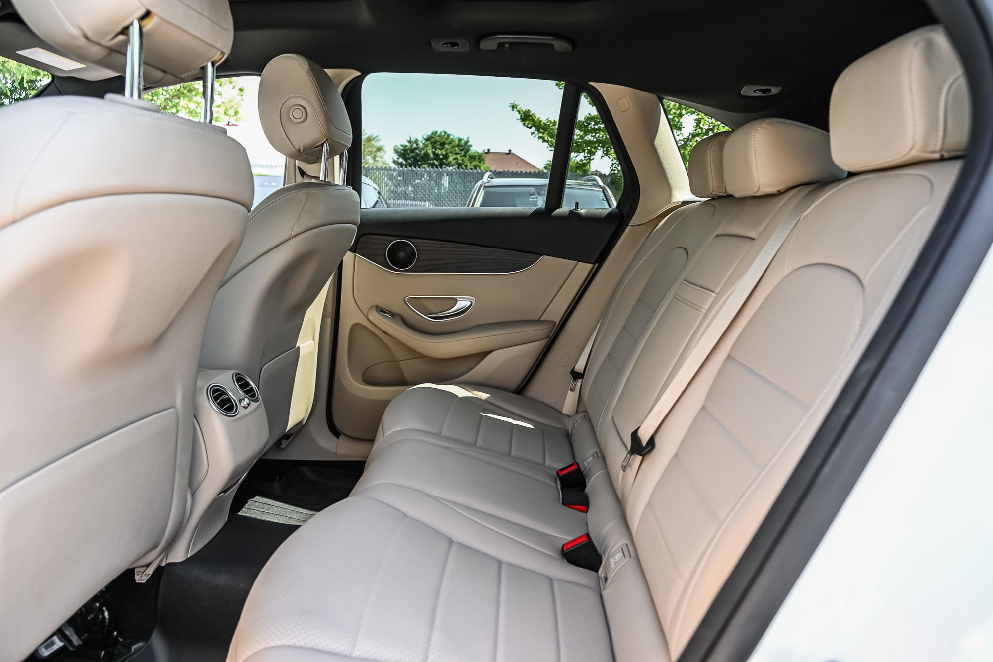 2020 Mercedes-Benz GLC300