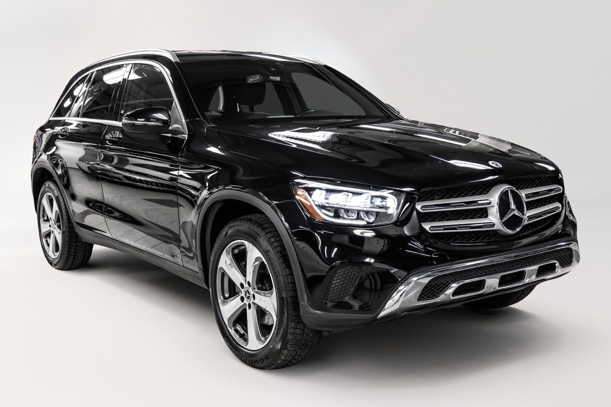 Mercedes-Benz GLC300  2022 à Dollard-des-Ormeaux, Québec