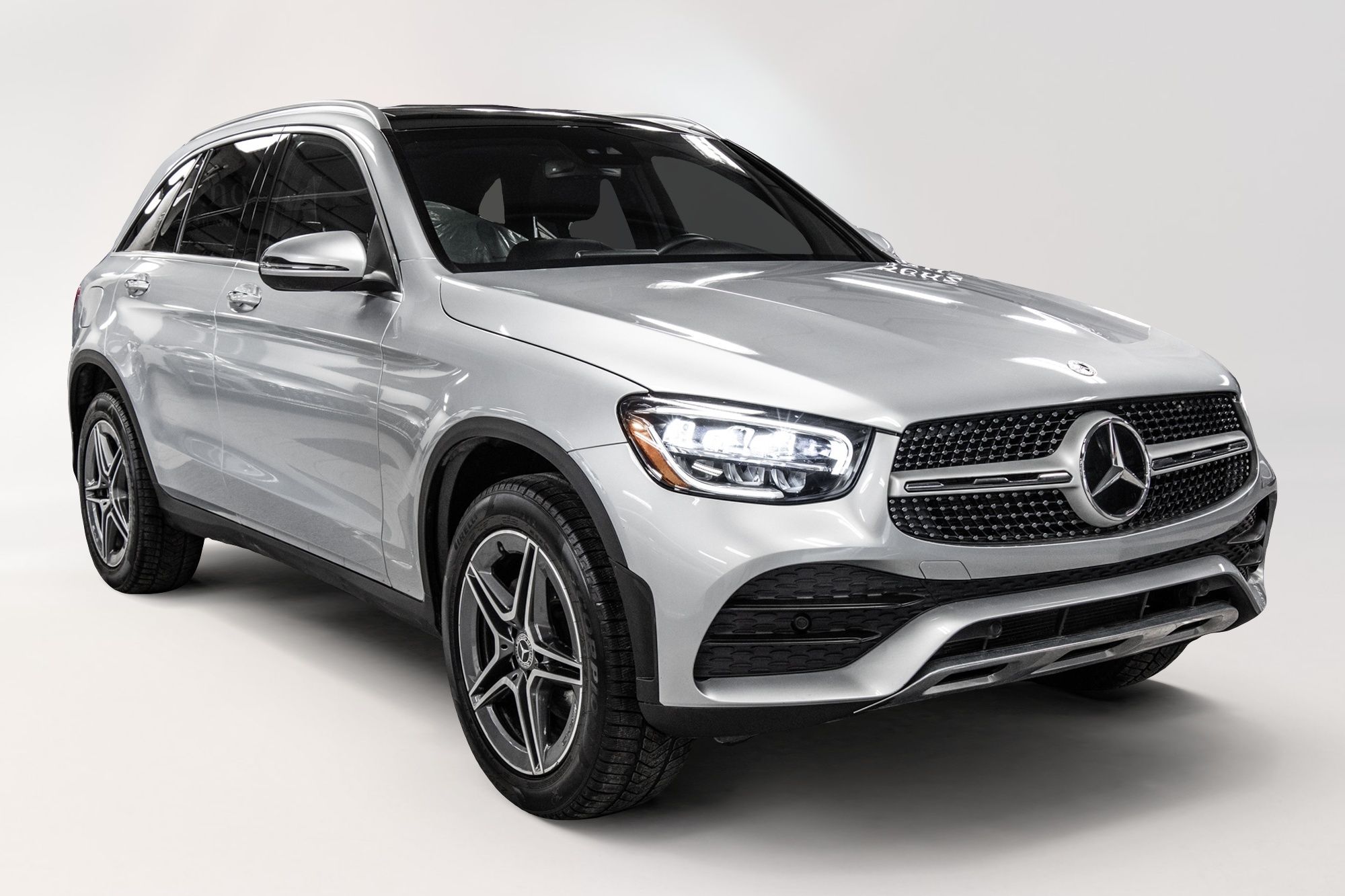 Mercedes-Benz GLC300  2022 à Dollard-des-Ormeaux, Québec