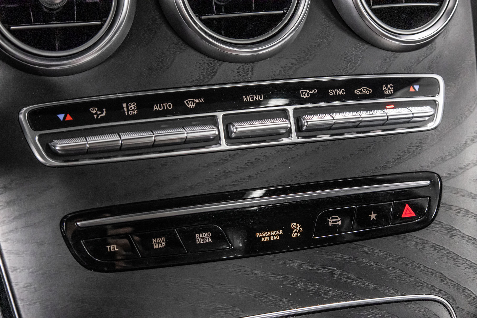 Mercedes-Benz GLC300  2022 à Dollard-des-Ormeaux, Québec