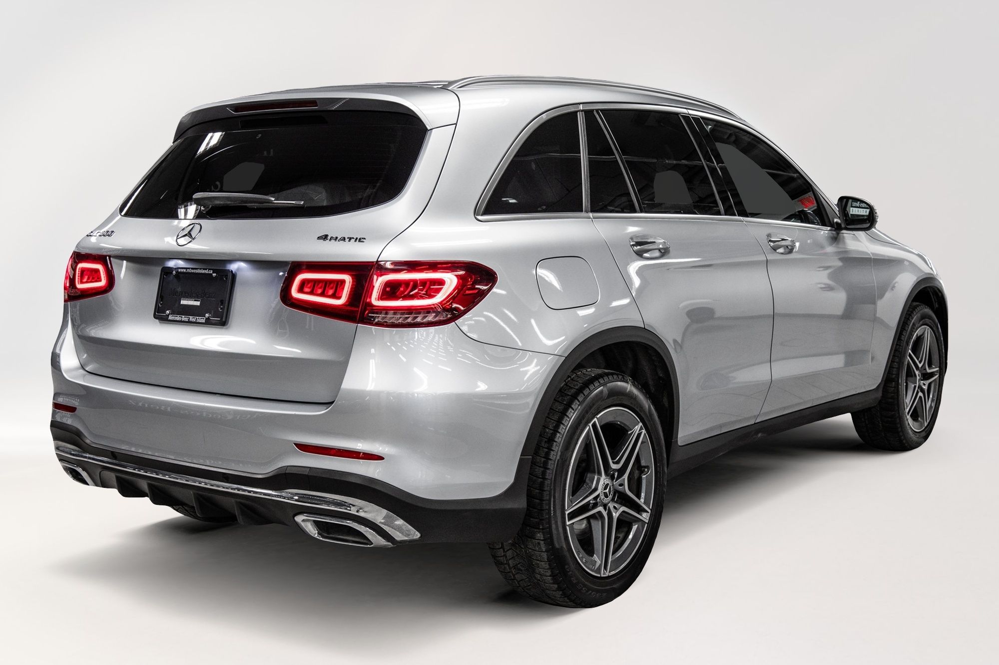 Mercedes-Benz GLC300  2022 à Dollard-des-Ormeaux, Québec