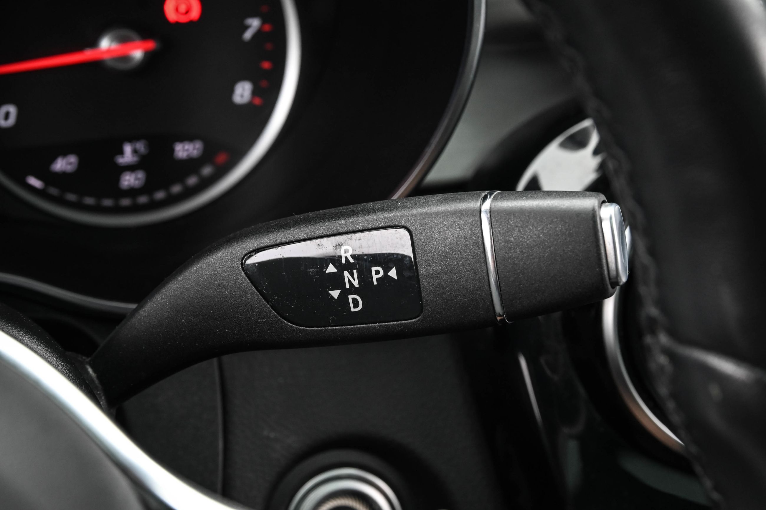 Mercedes-Benz GLC300  2022