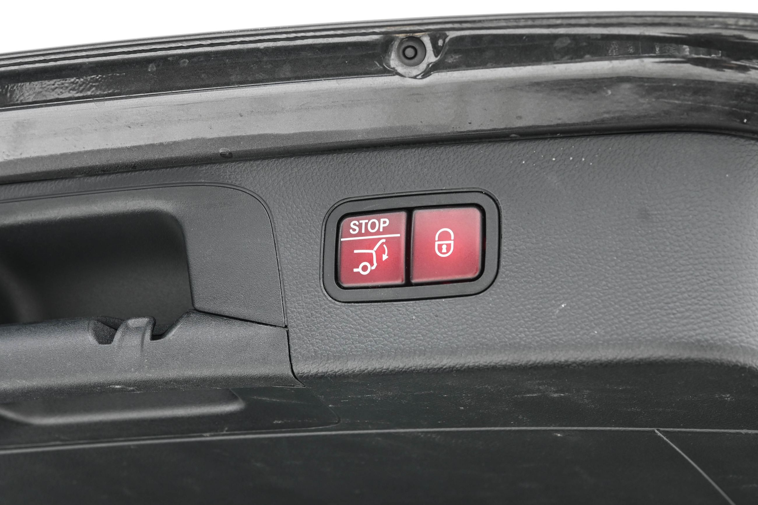 Mercedes-Benz GLC300  2022