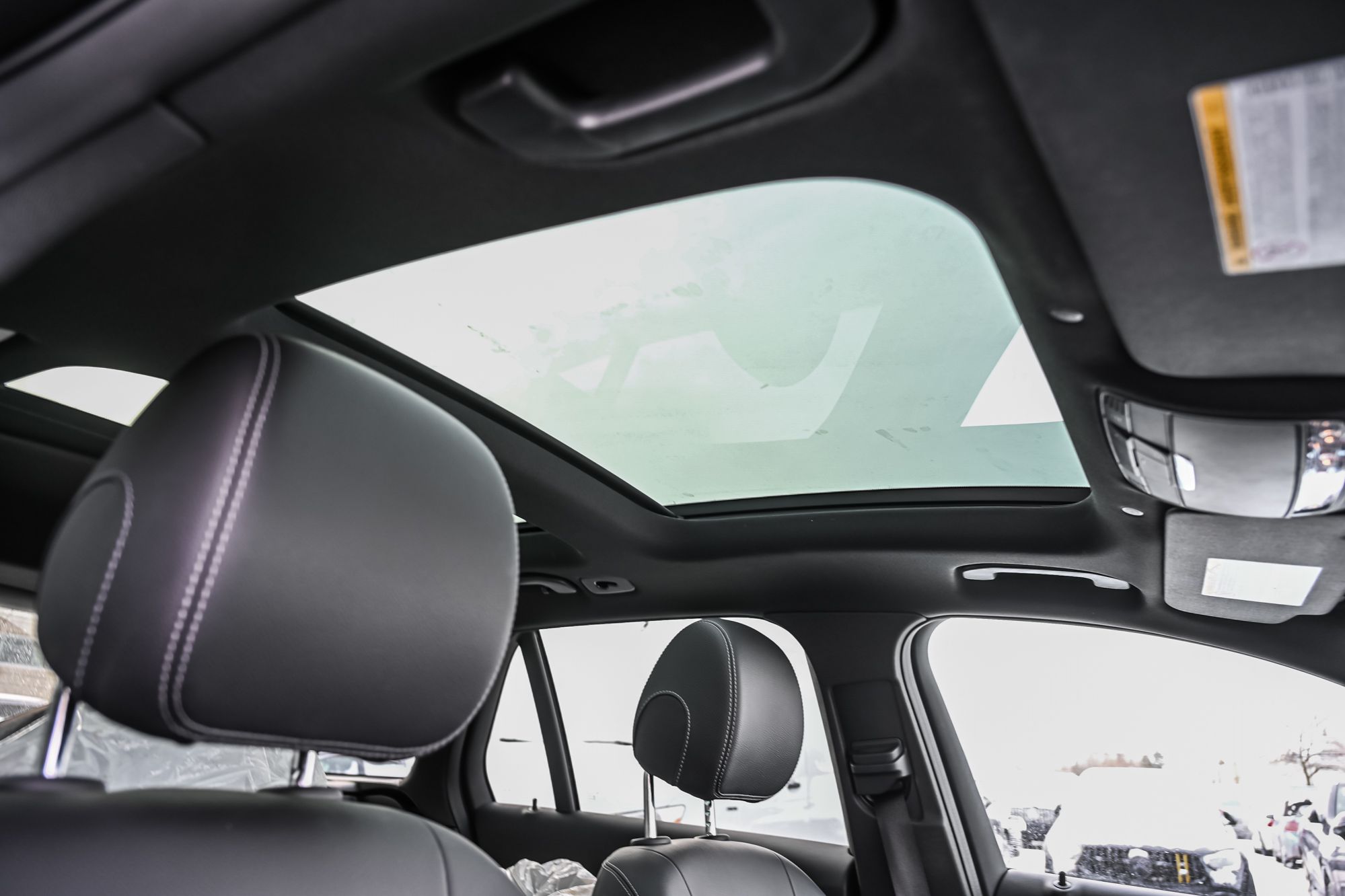 Mercedes-Benz GLC300  2022