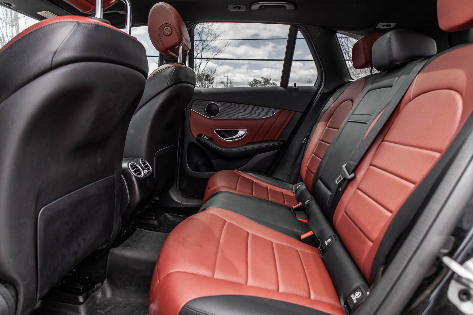 2022 Mercedes-Benz GLC300