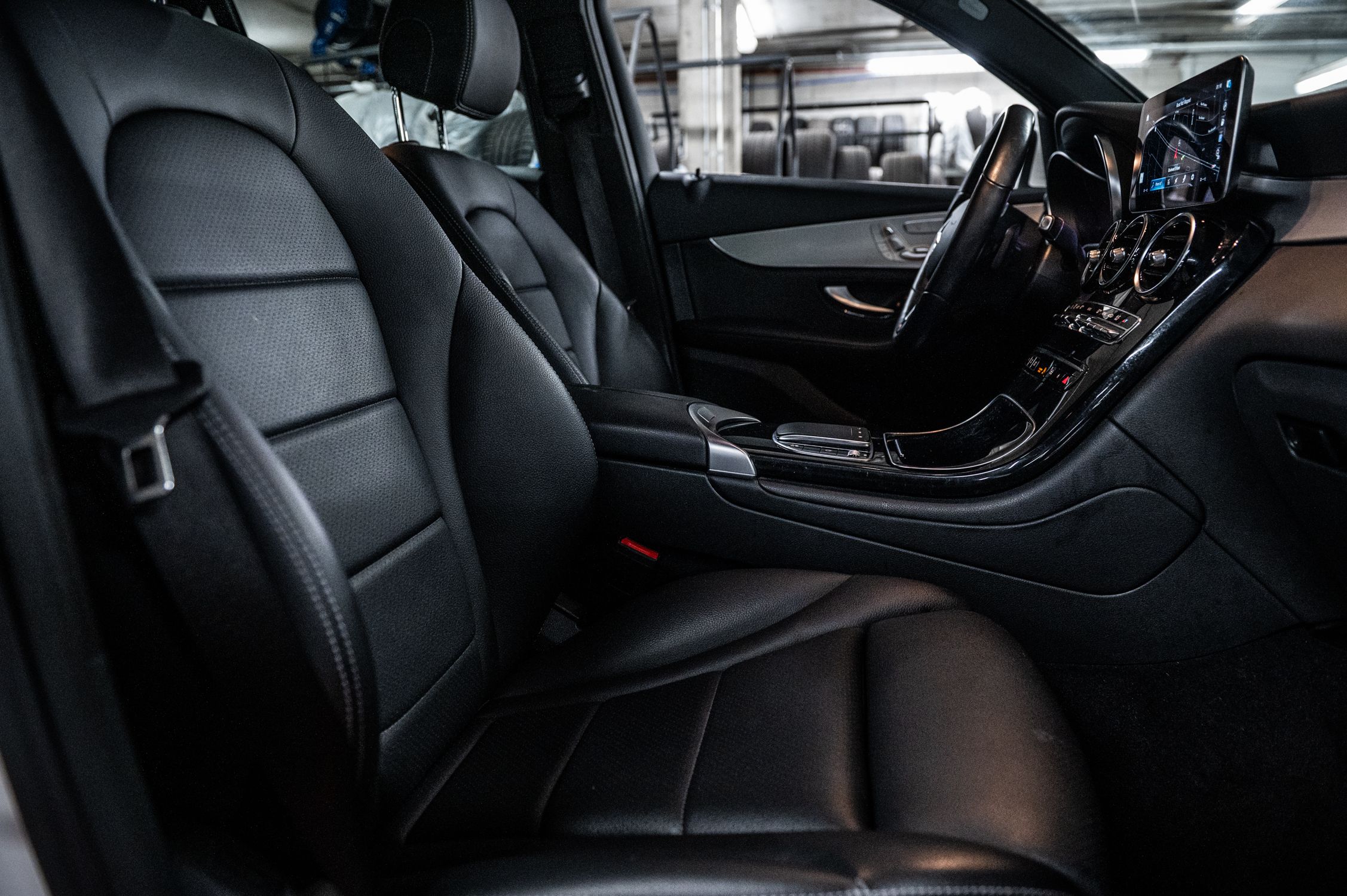 2022 Mercedes-Benz GLC300