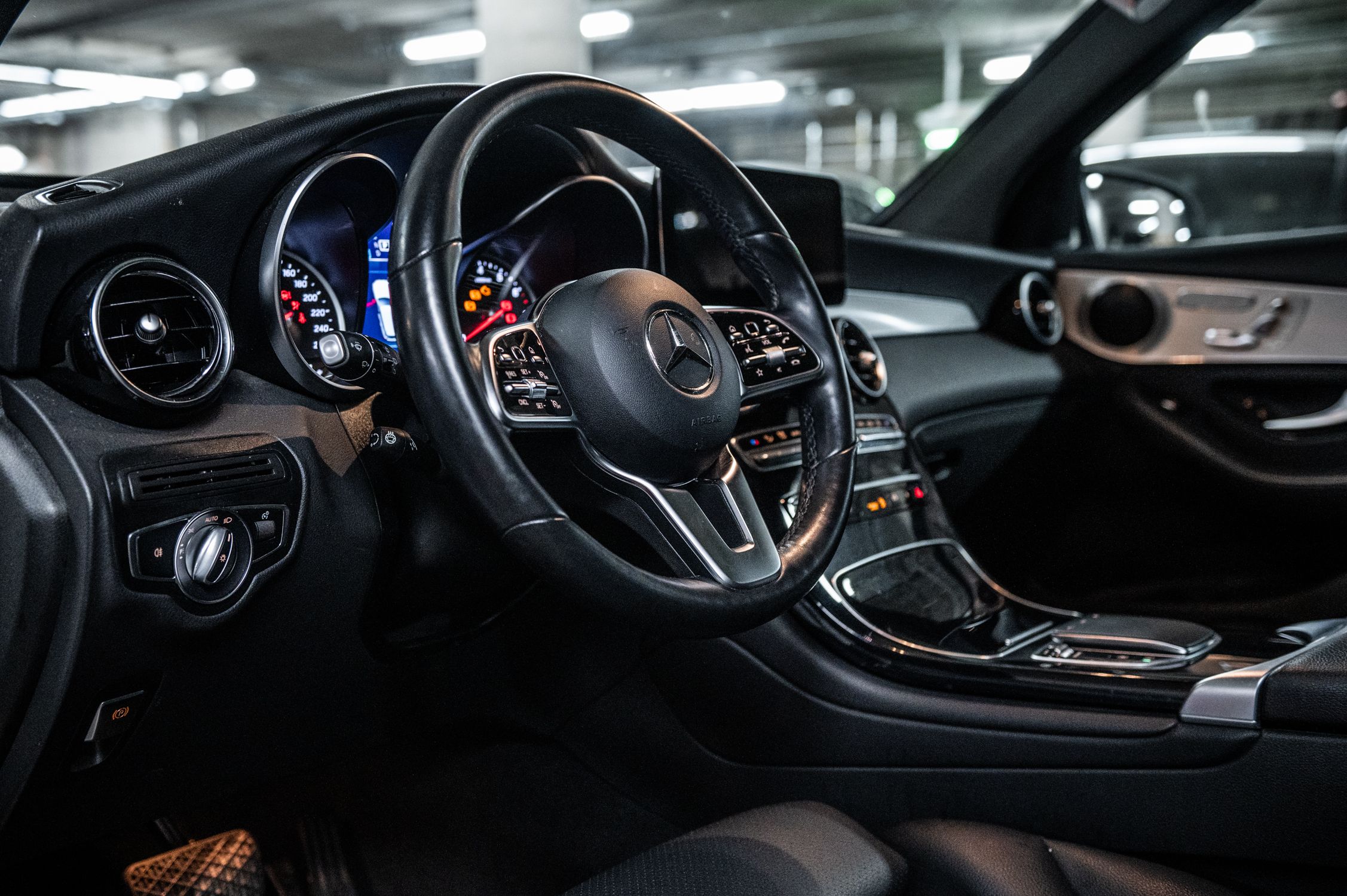 2022 Mercedes-Benz GLC300