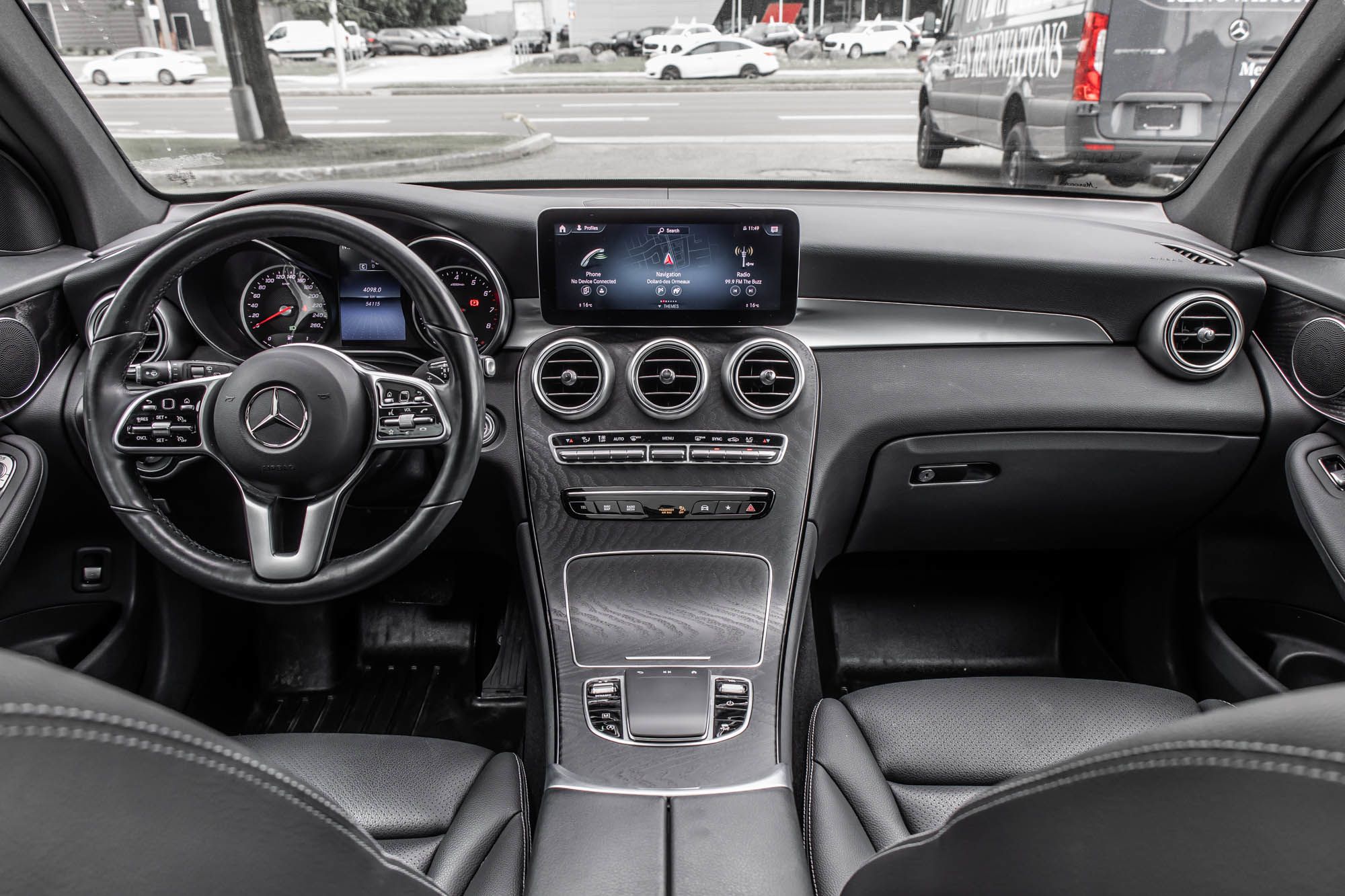 2022 Mercedes-Benz GLC300