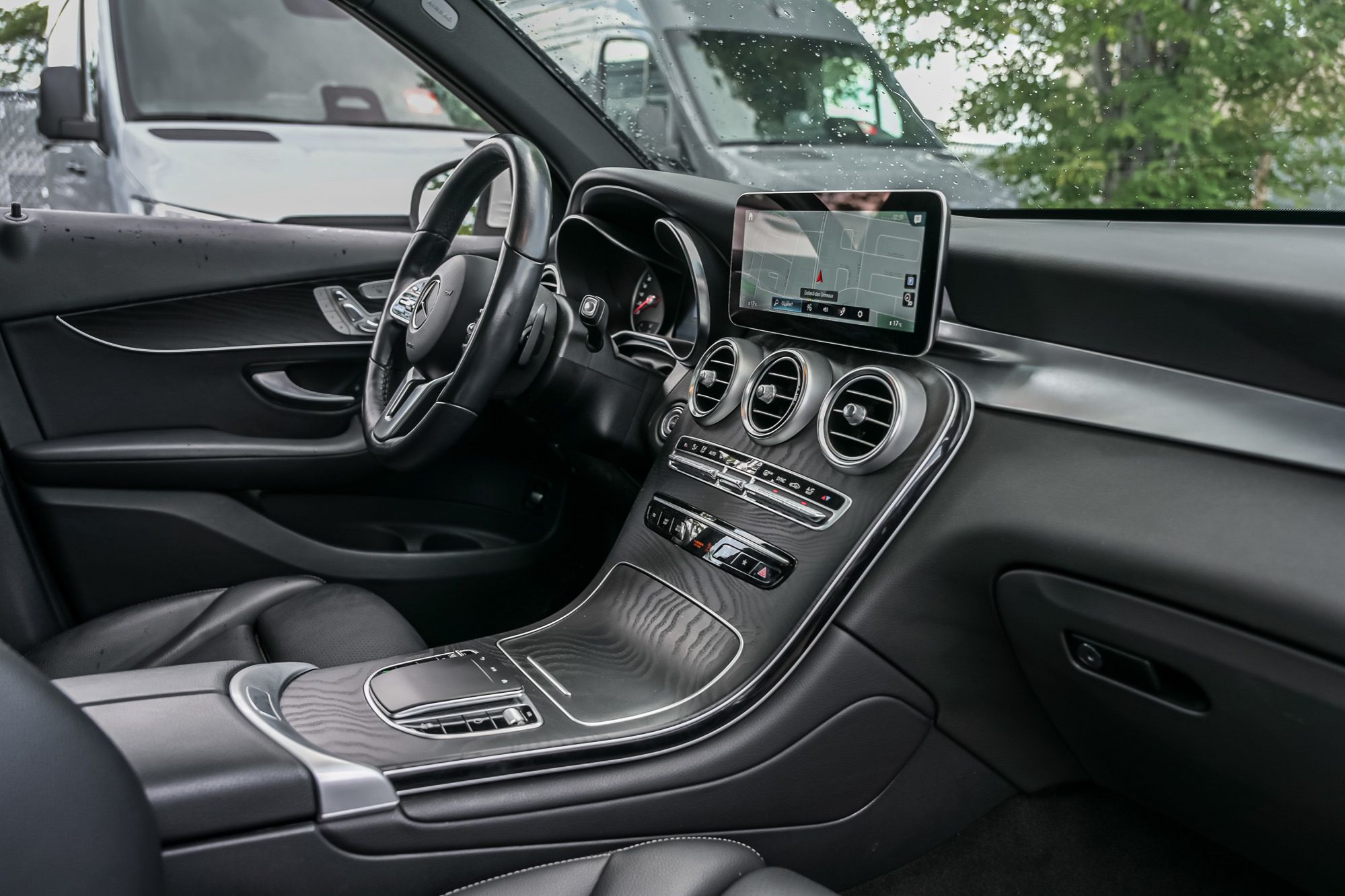 2022 Mercedes-Benz GLC300