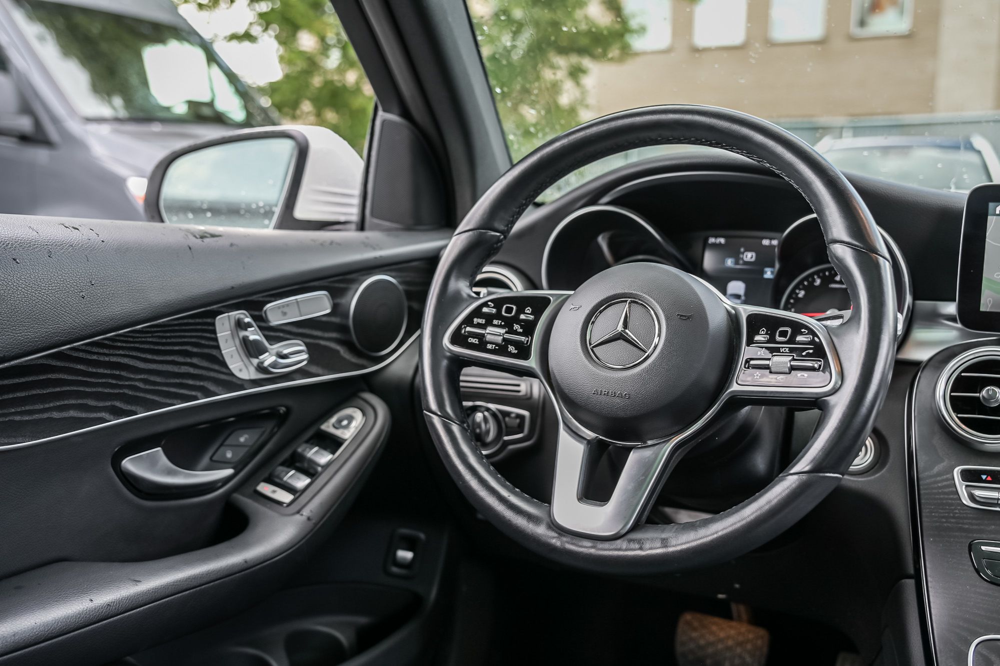 2022 Mercedes-Benz GLC300