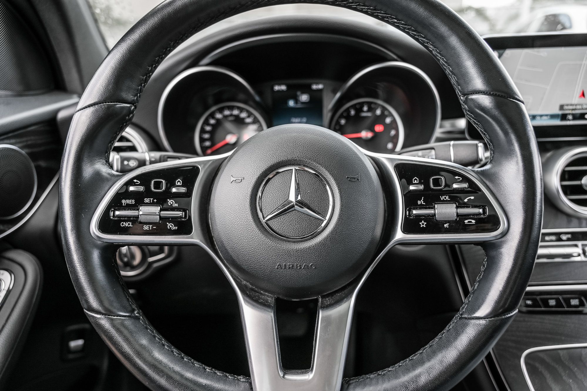 2022 Mercedes-Benz GLC300