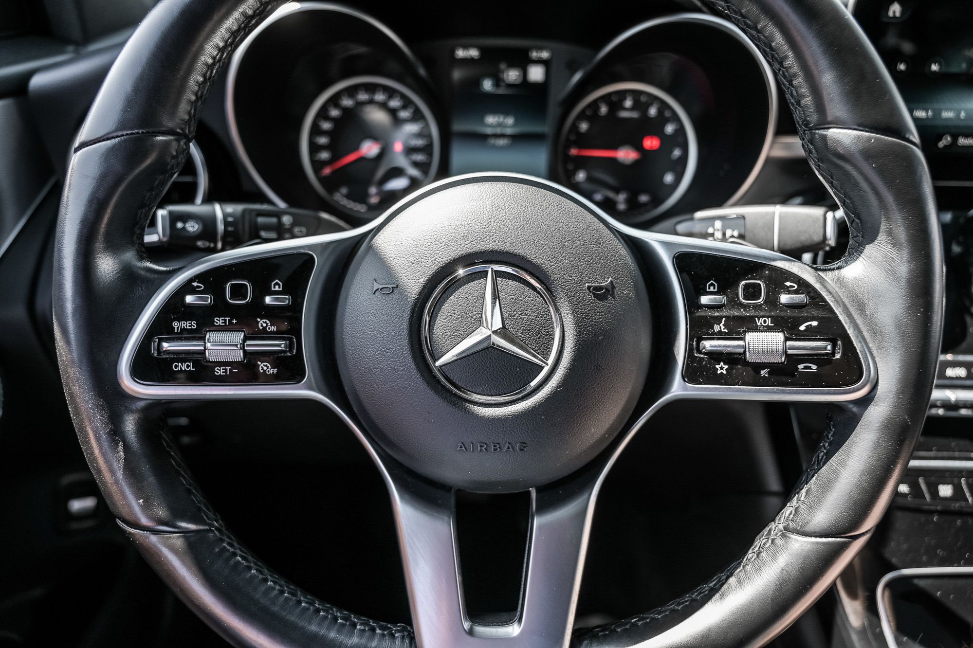 2022 Mercedes-Benz GLC300