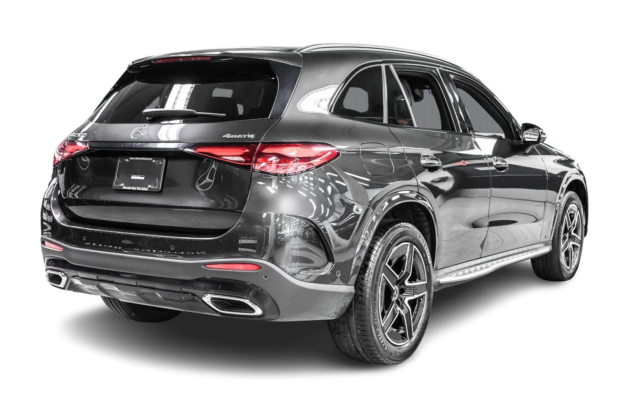 Mercedes-Benz GLC300  2023